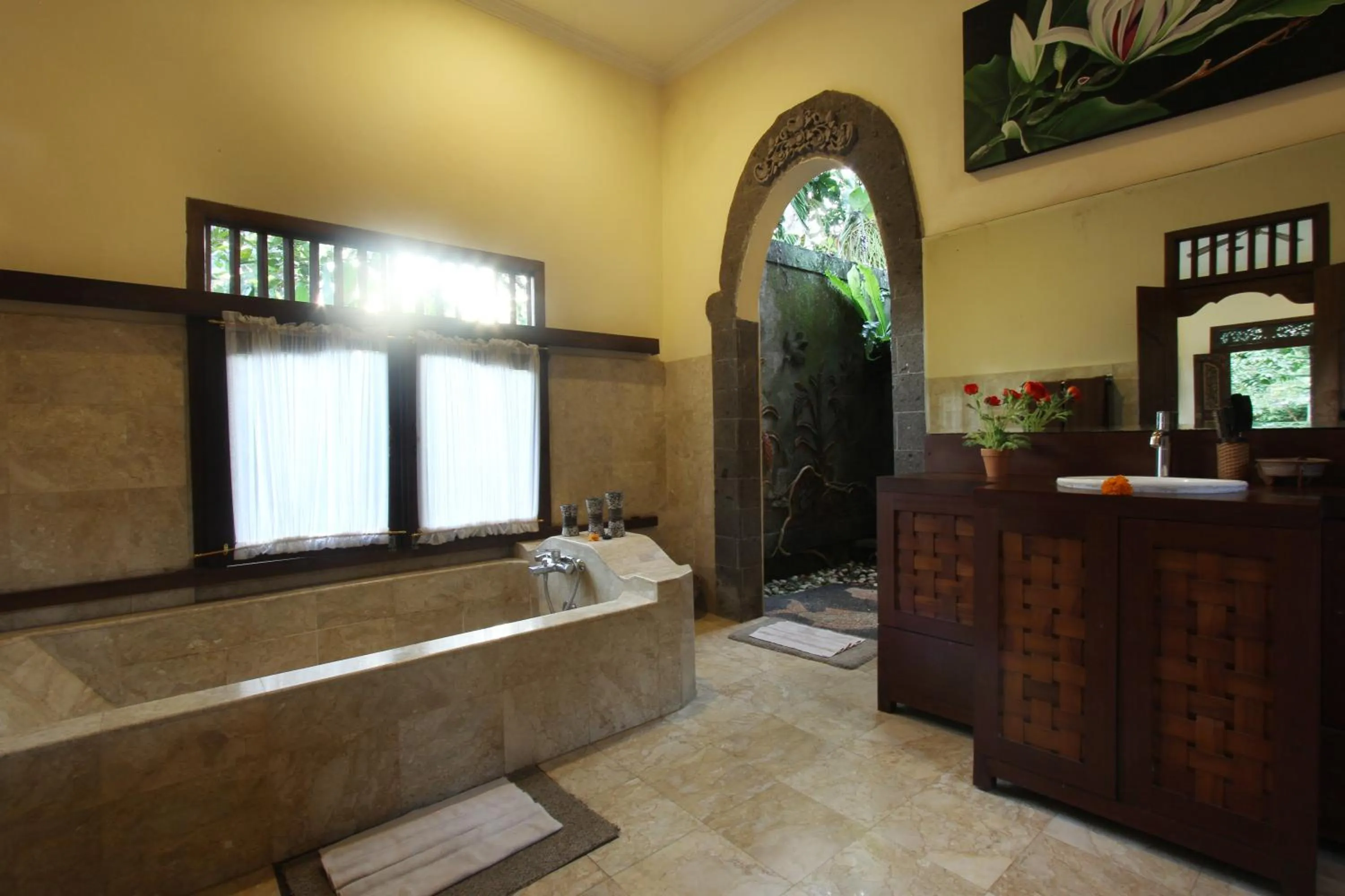 Massage in Nara Ubud Cottage by Mahaputra