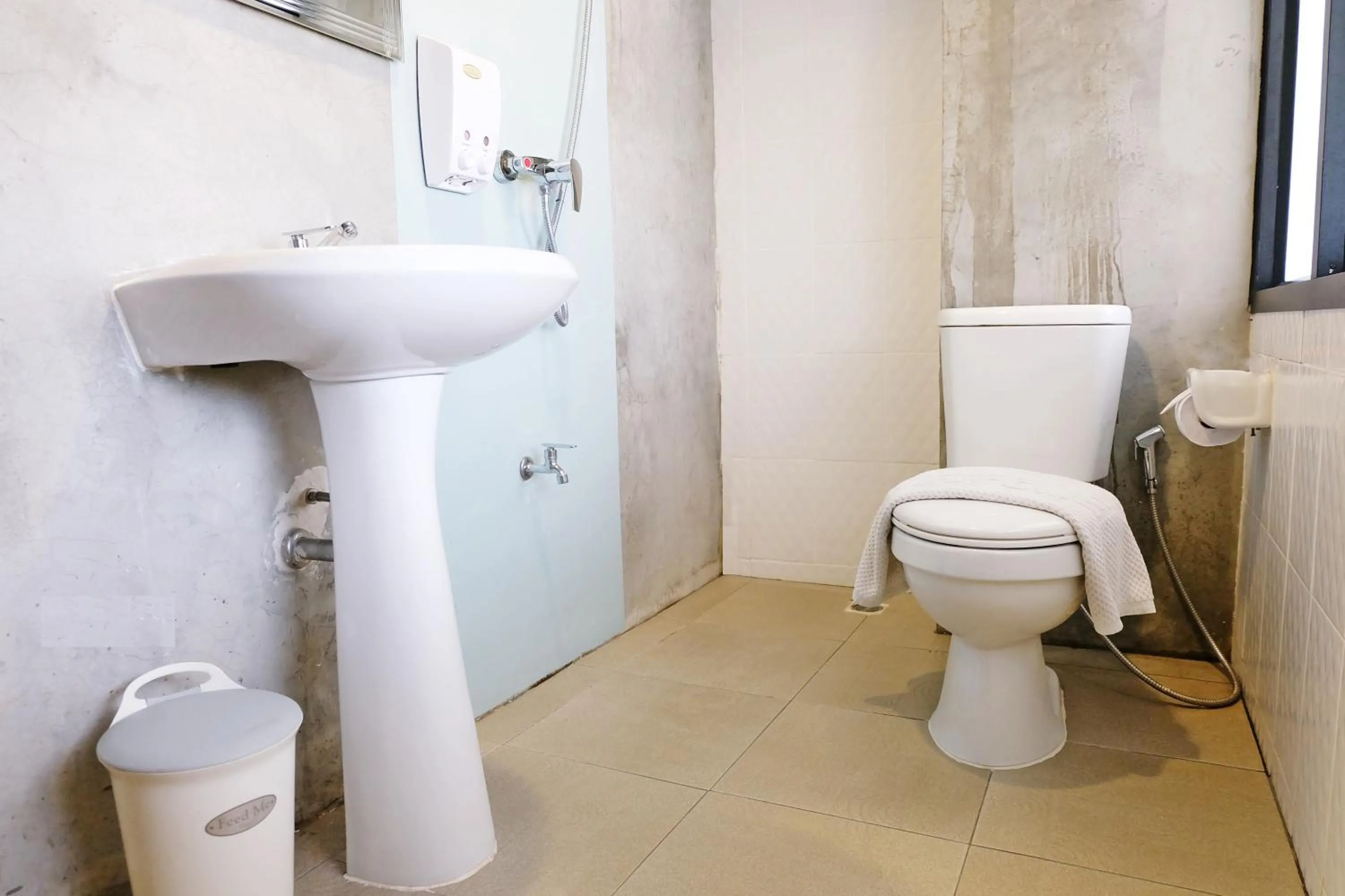 Photo of the whole room in Sleep Airport Chiang Mai