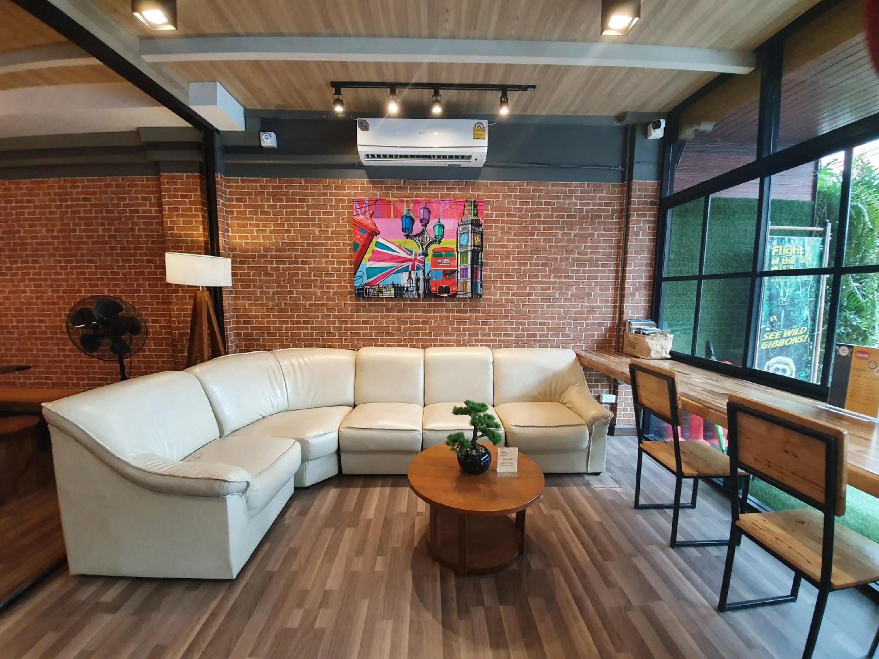 Lounge or bar in Sleep Airport Chiang Mai