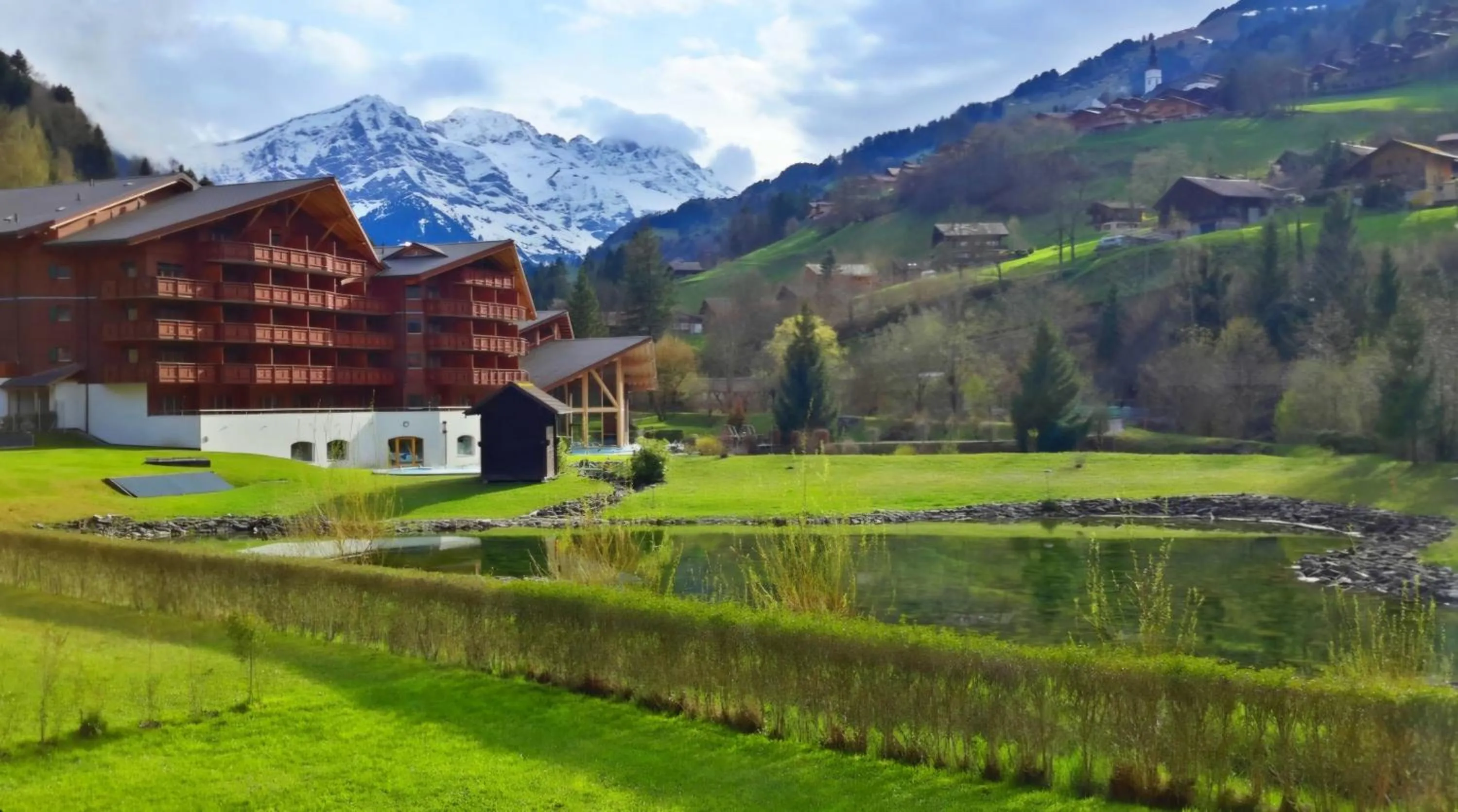 Lake view in The River Pearl