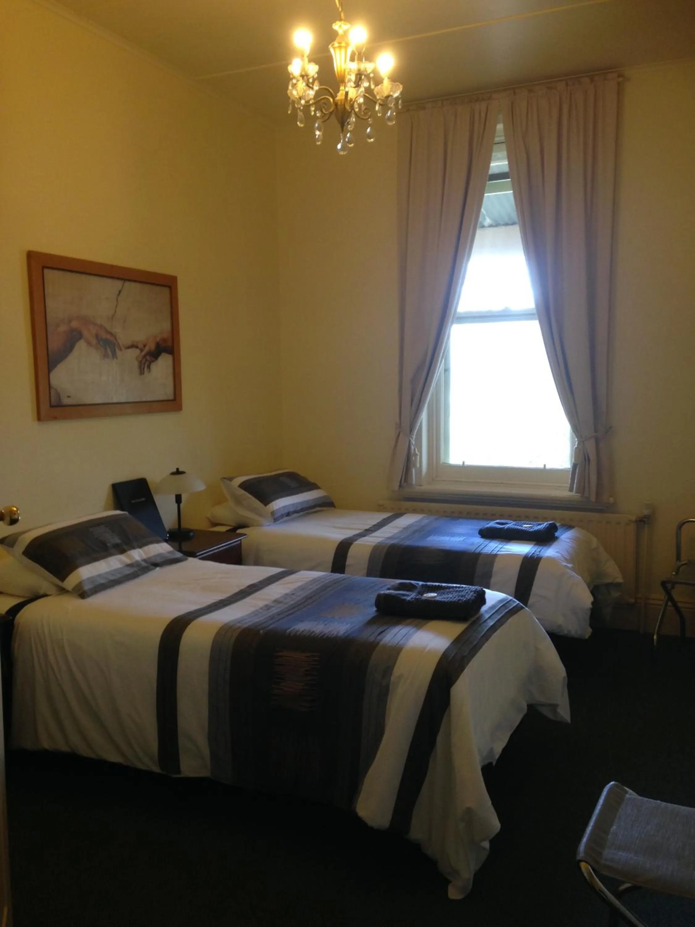 Bed in Lancefield Guest House