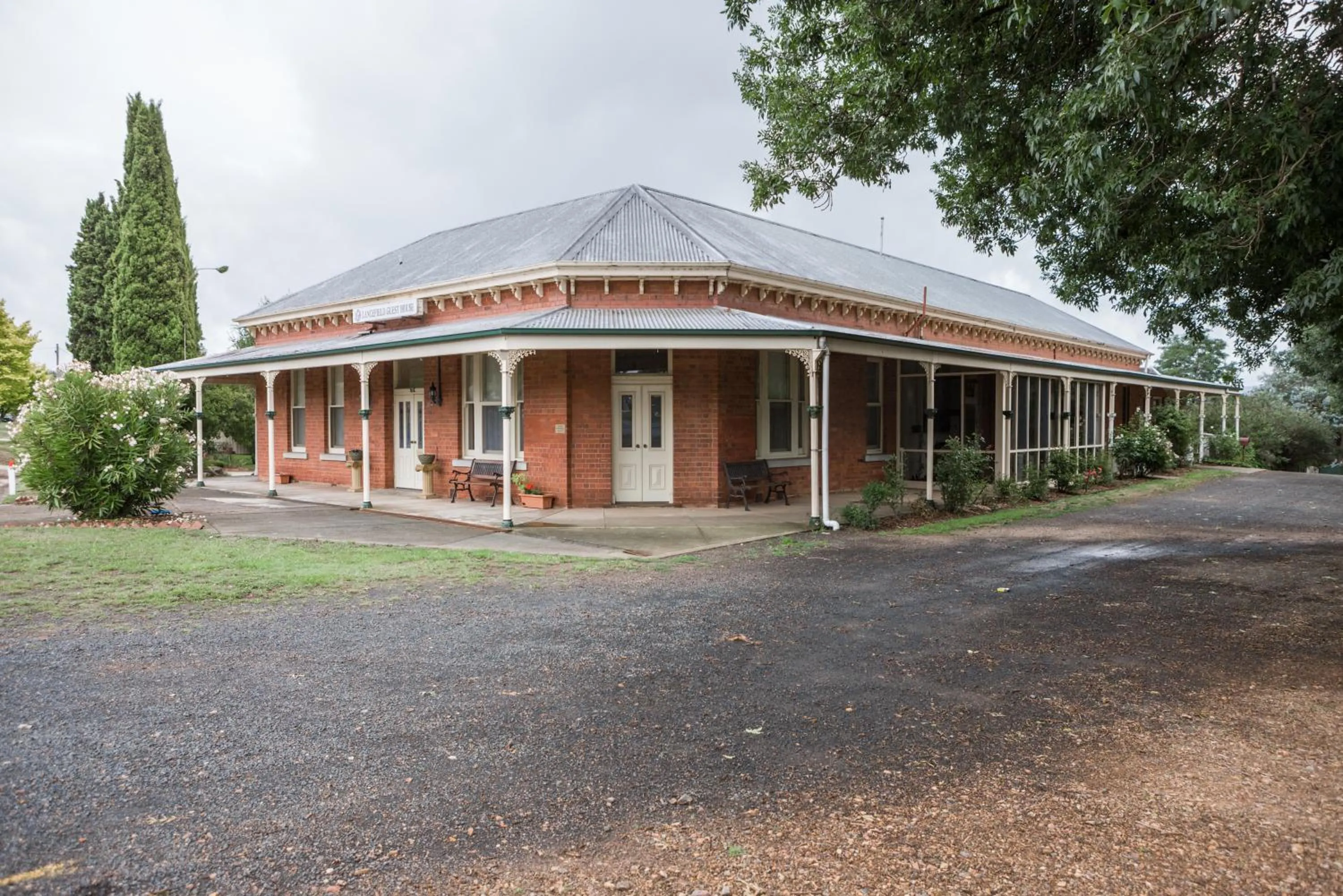 Facade/entrance in Lancefield Guest House