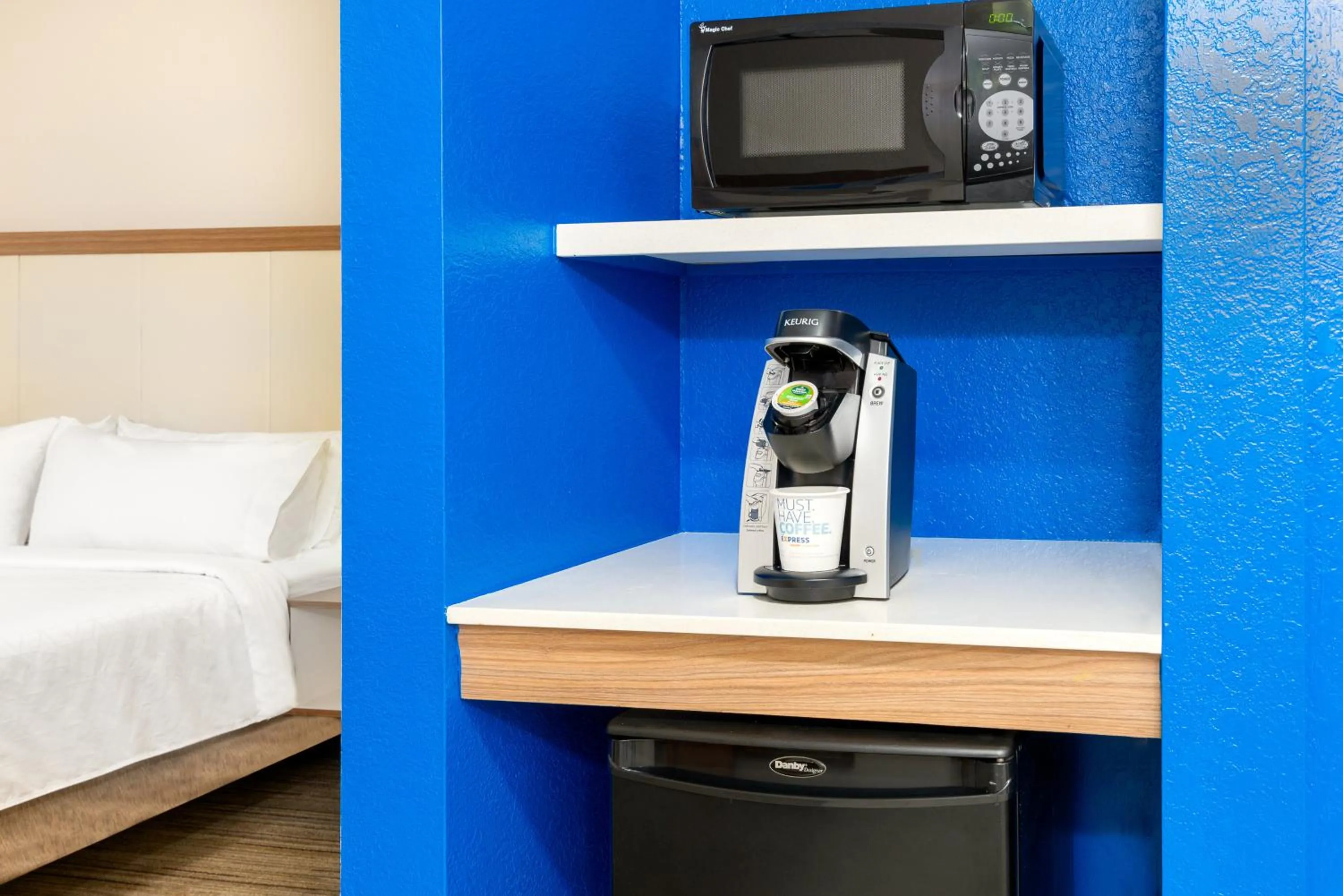 Photo of the whole room, Bed in Holiday Inn Express Hotel & Suites Bonita Springs/Naples by IHG