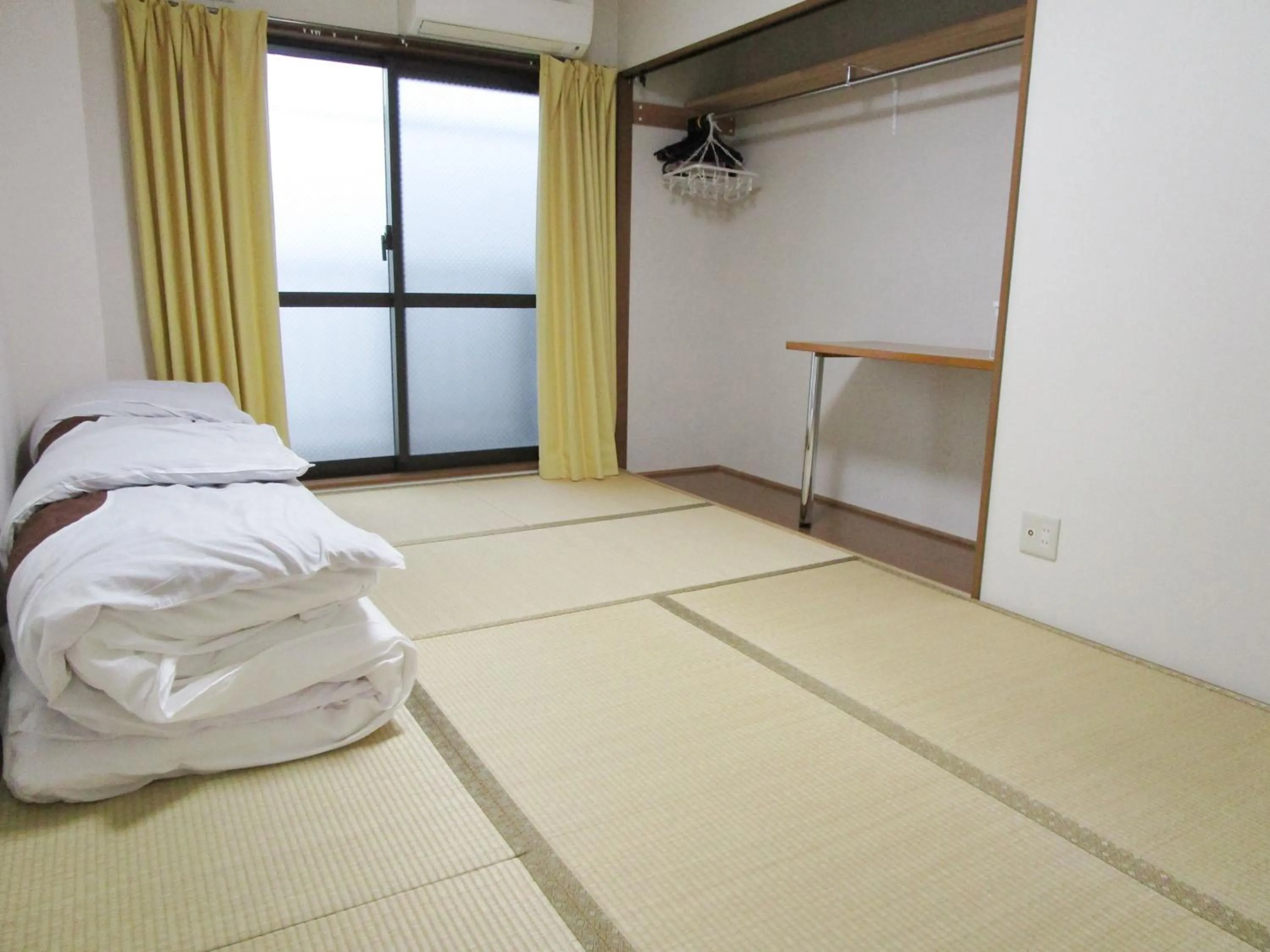 Photo of the whole room, Bed in Guesthouse Kyoto Abiya