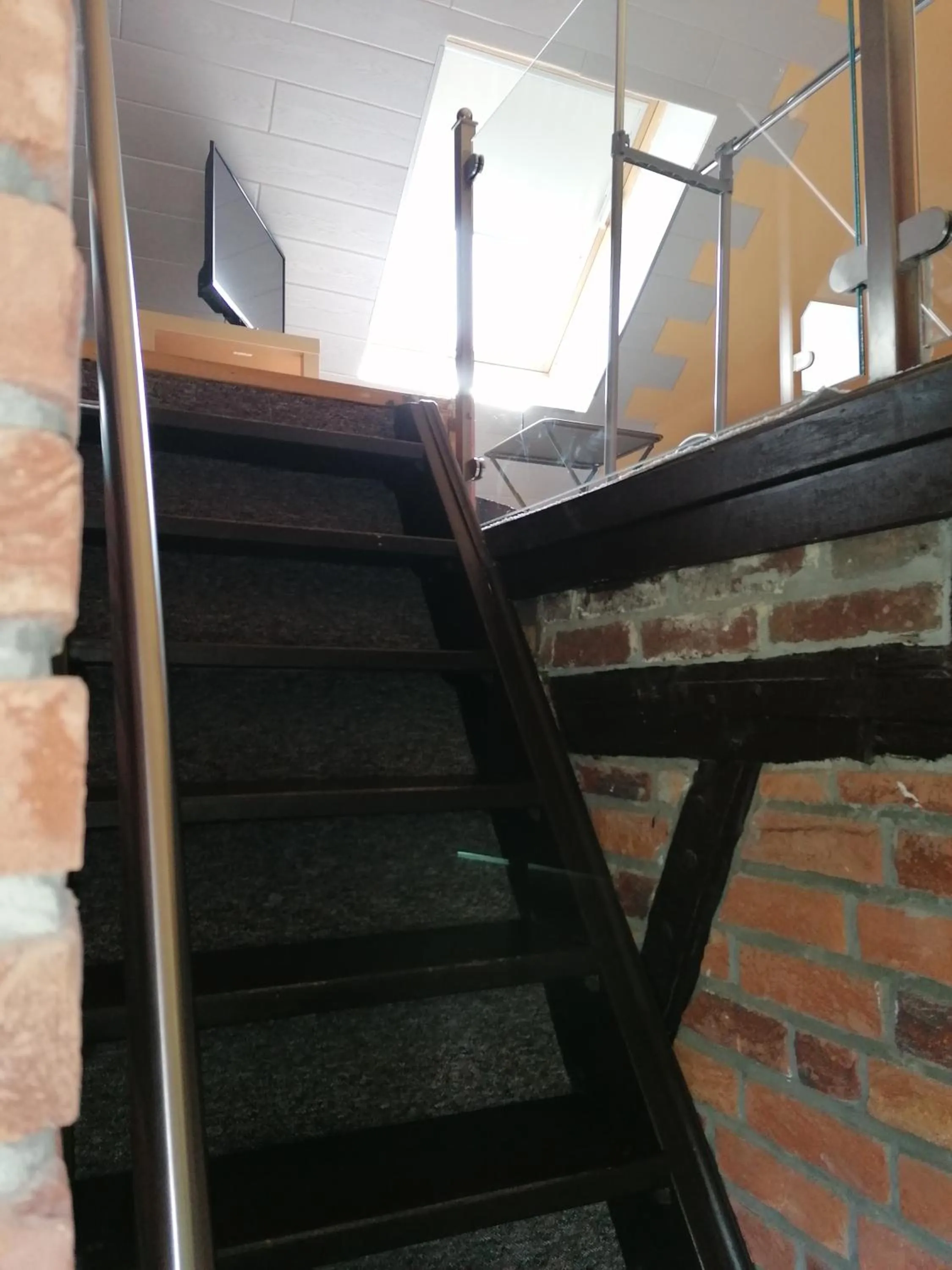 On site in Pension Riverside in Leverkusen Hitdorf am Rhein - Zentral an der A1 und 59