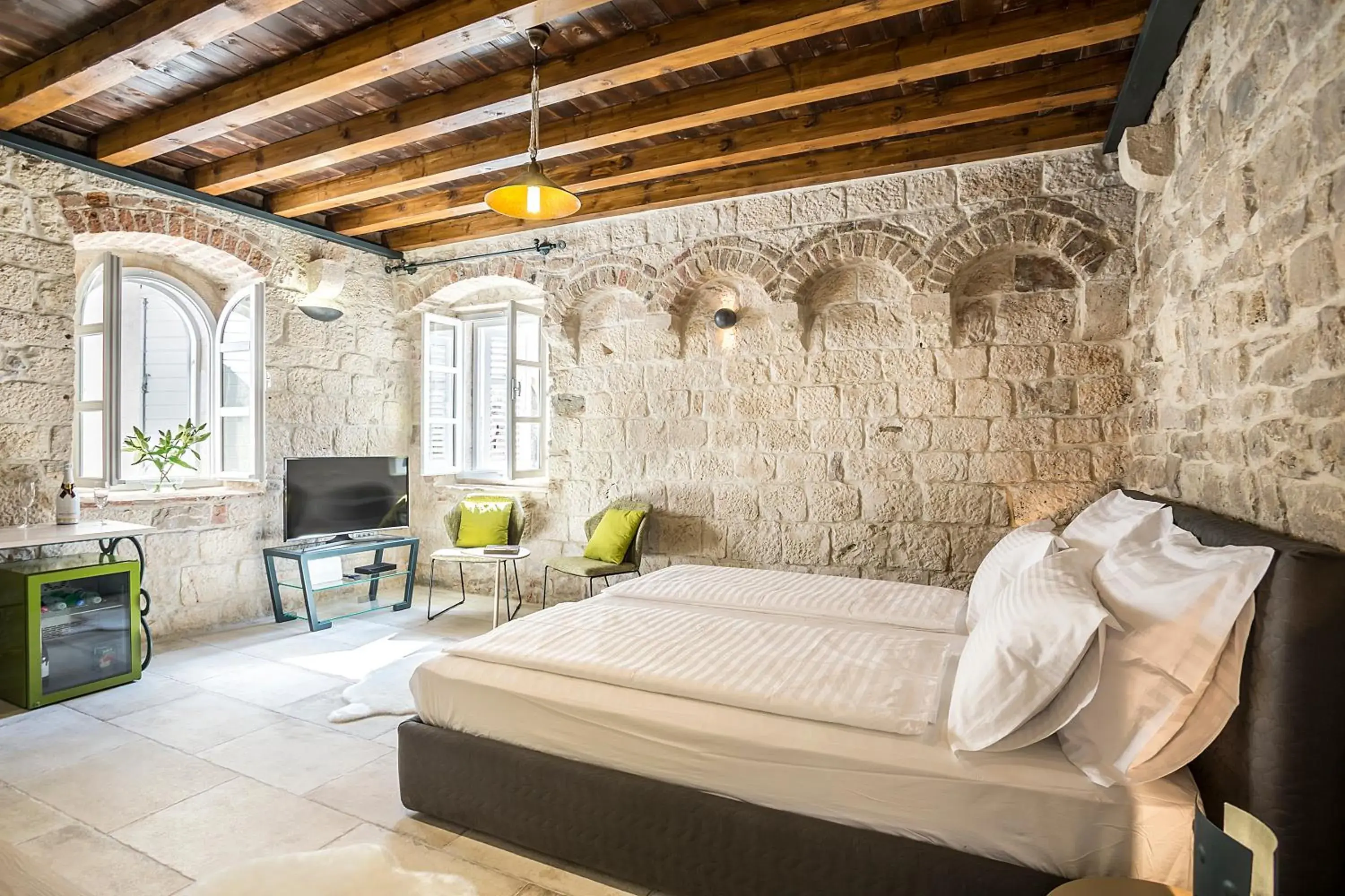 Deluxe Double Room 1st Floor in Bella Notte Di Spalato Deluxe Double Room 1st Floor in Bella Notte Di Spalato