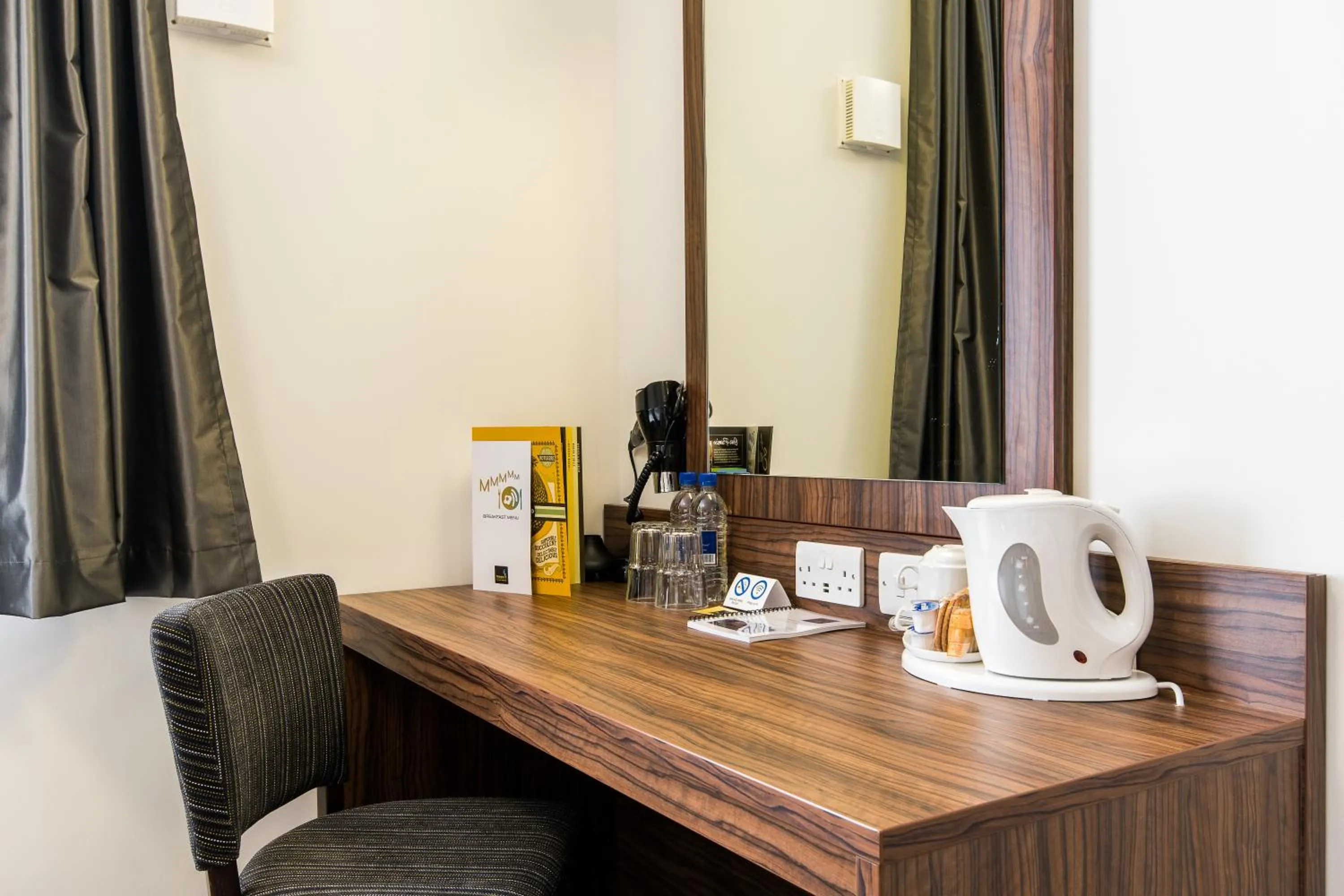 Coffee/tea facilities in Canterbury Bell, Margate by Marston's Inns