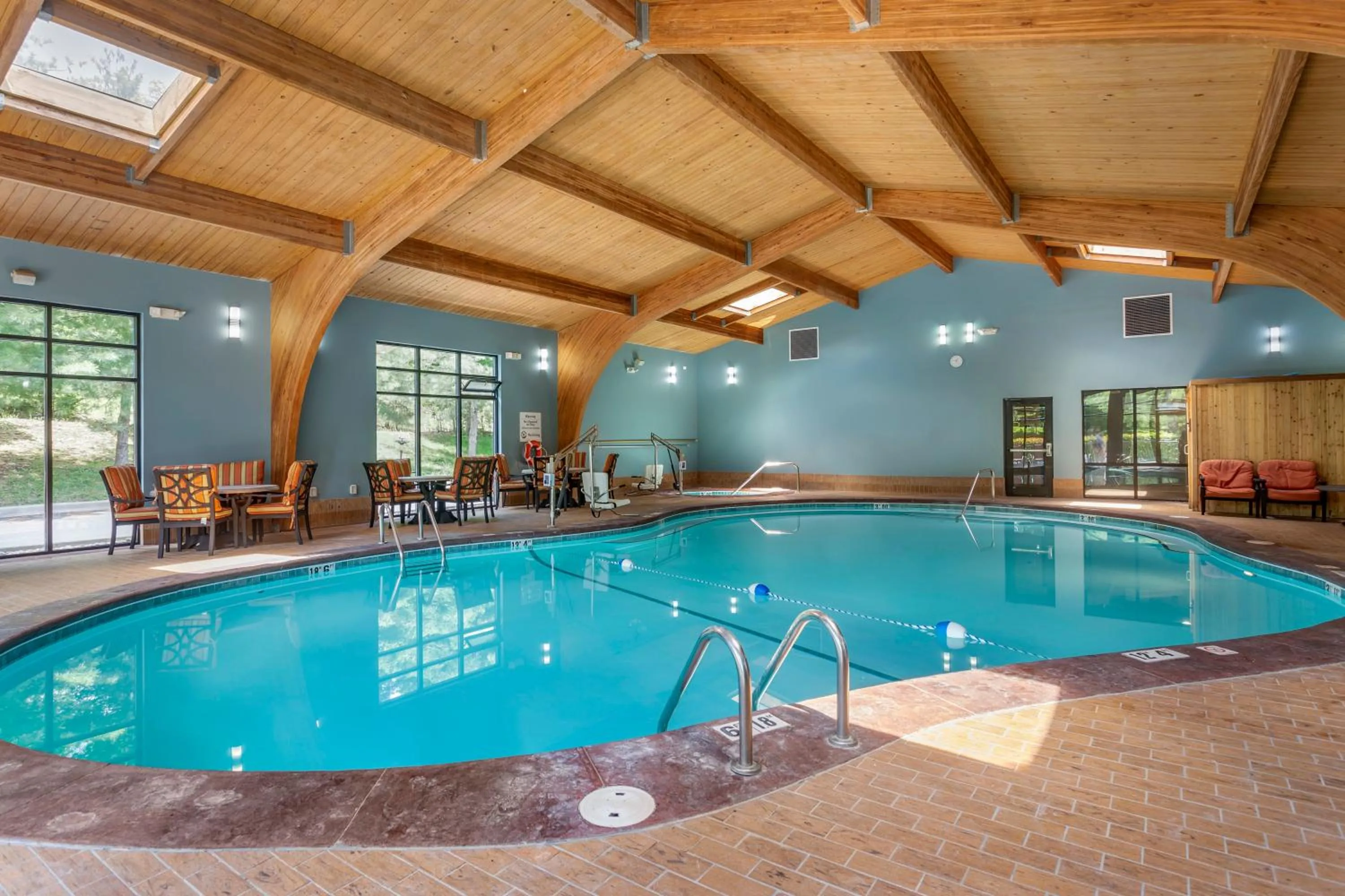 Swimming pool in Holiday Inn Express Branson- Green Mountain Drive by IHG