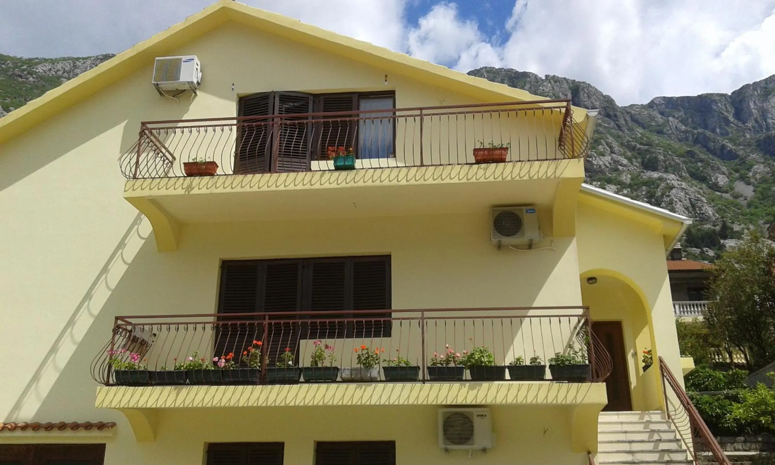 Facade/entrance in Apartment Adela