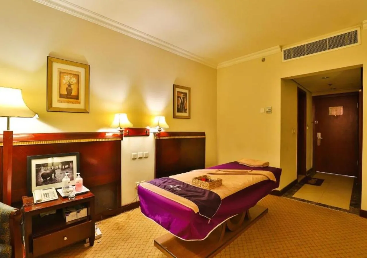 Property building, Bed in Mena Andalusia Riyadh