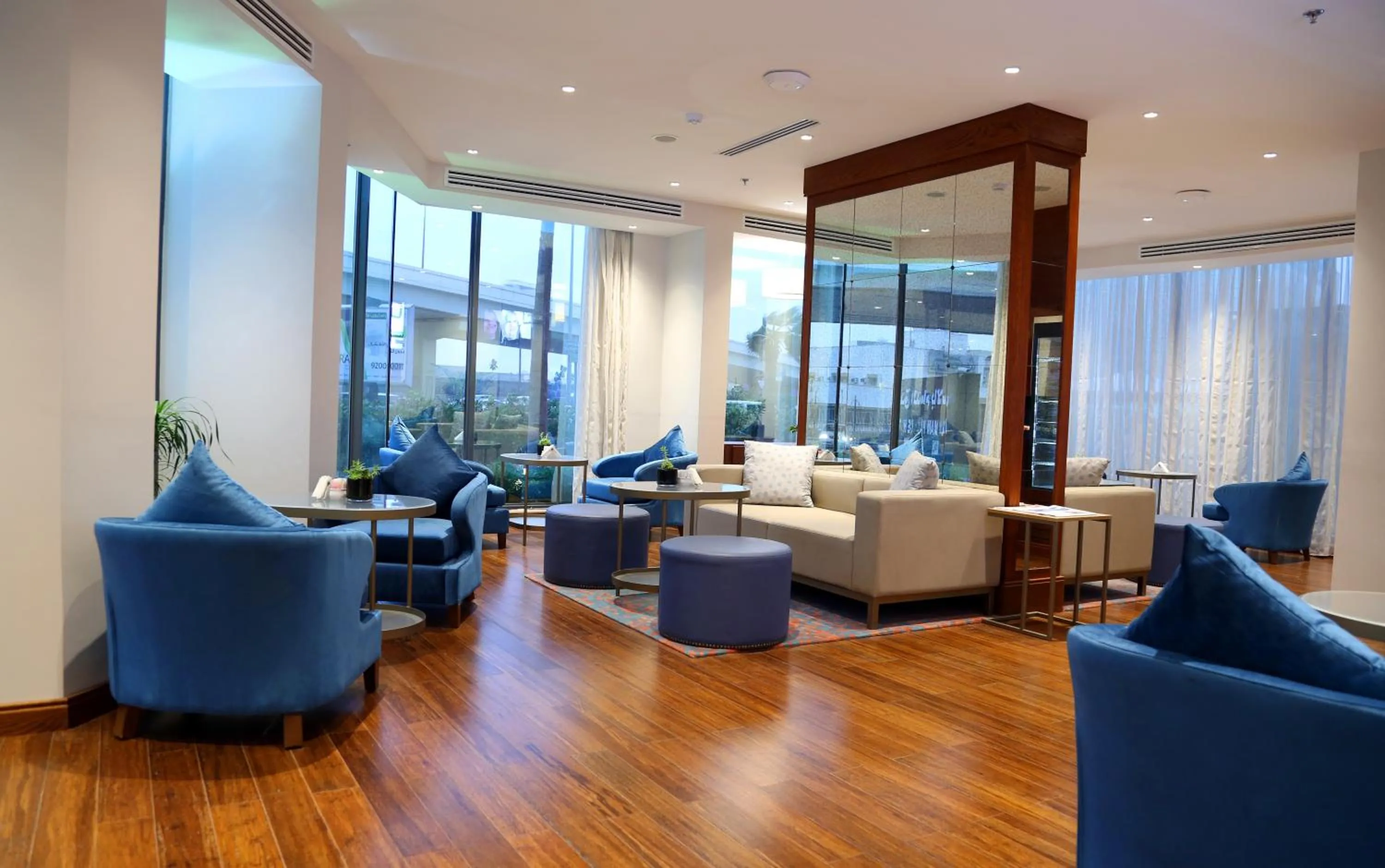 Coffee/tea facilities in Dammam Palace Hotel