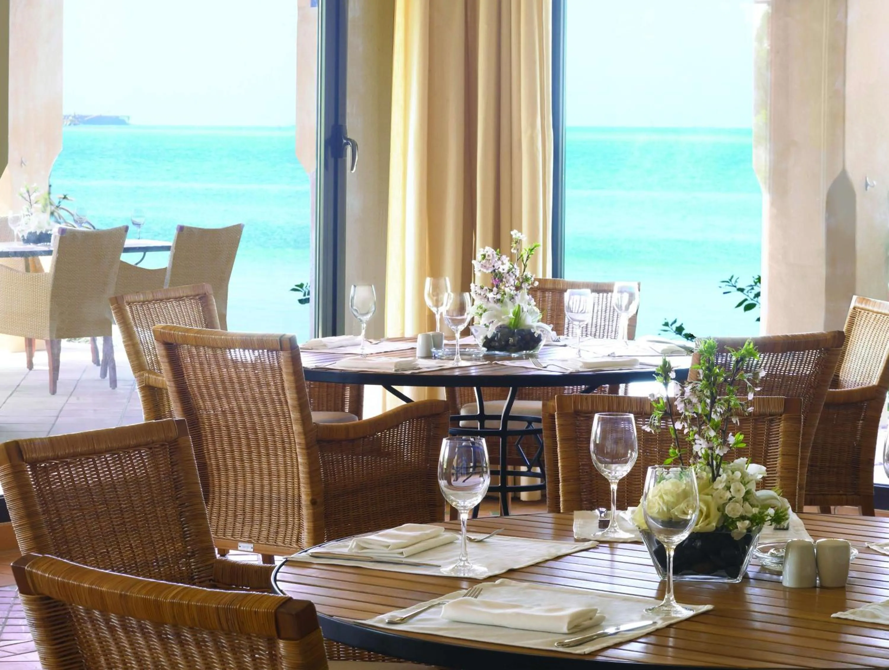 Restaurant/places to eat in Park Hyatt Jeddah - Marina, Club and Spa