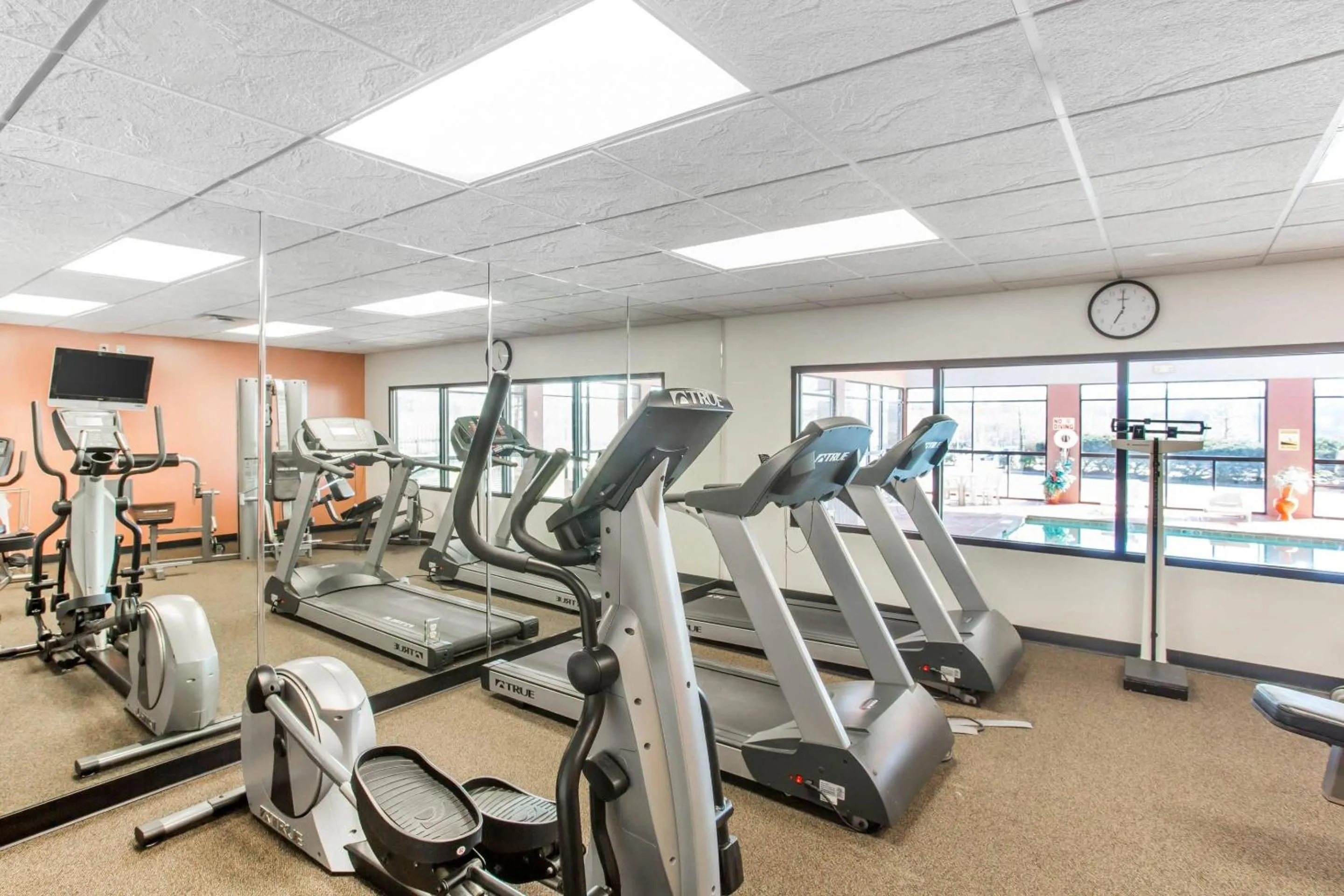 Fitness centre/facilities in Comfort Inn Franklin Highway 96