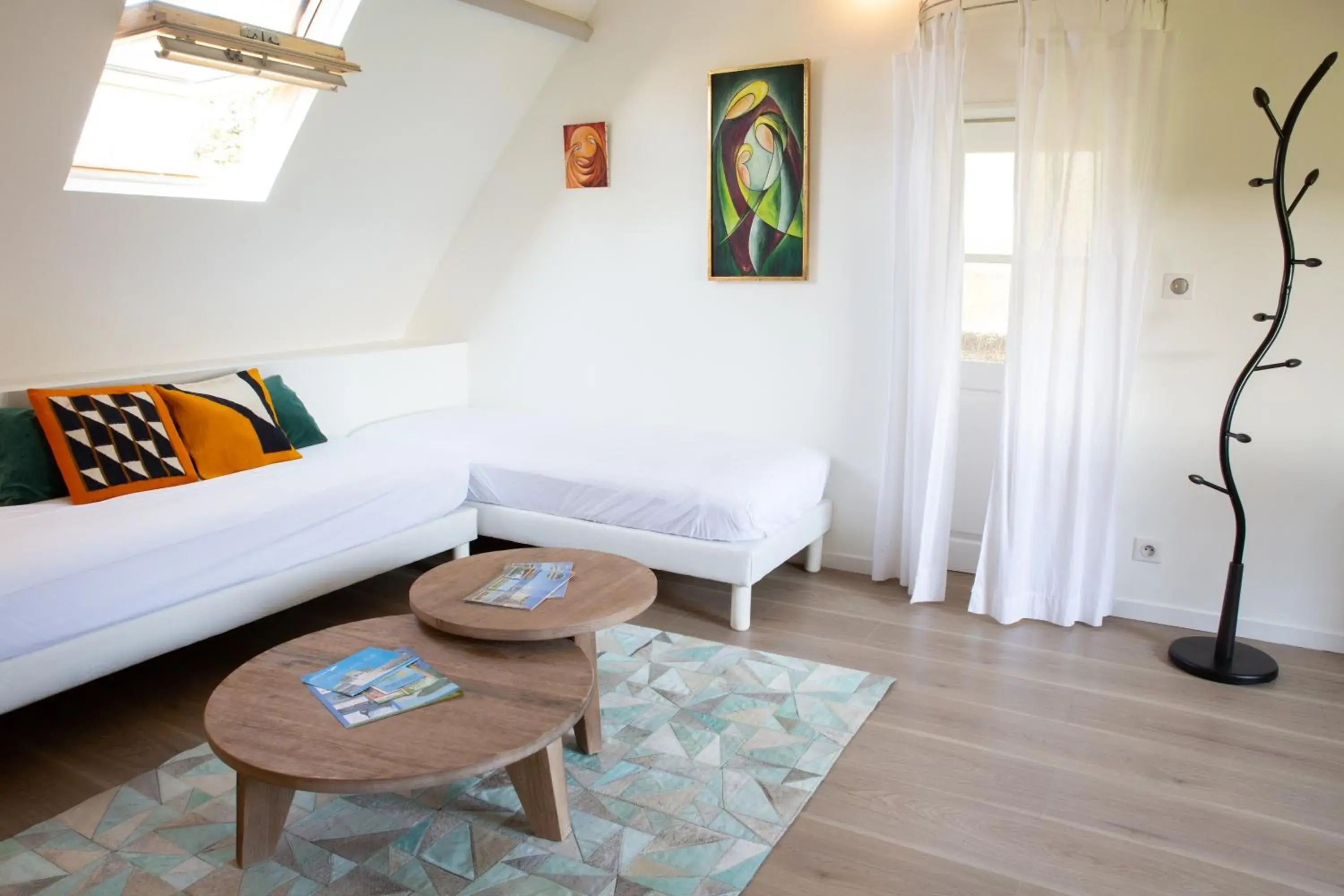 Quadruple Room with Bath in Les Hauts d'Etretat Quadruple Room with Bath in Les Hauts d'Etretat