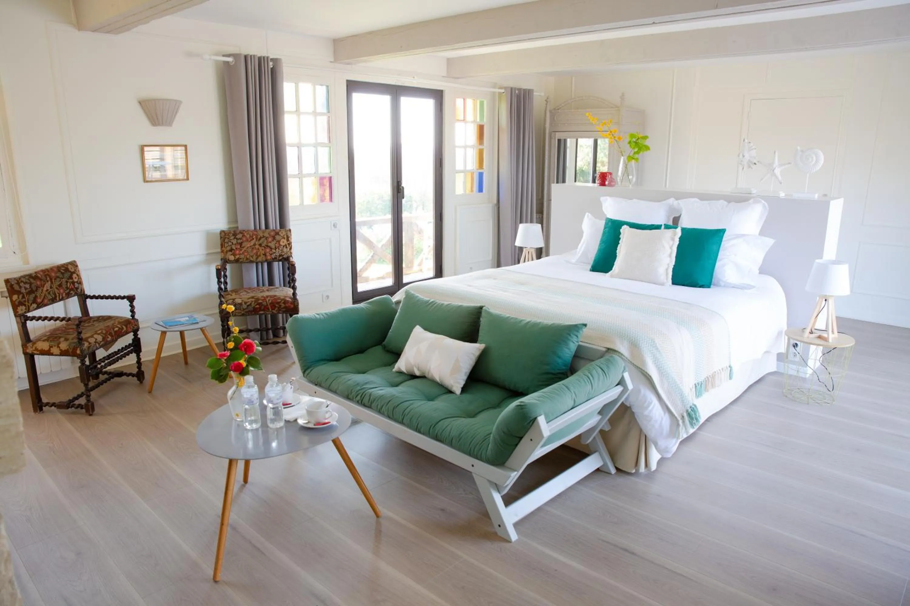 Bedroom, Bed in Les Hauts d'Etretat