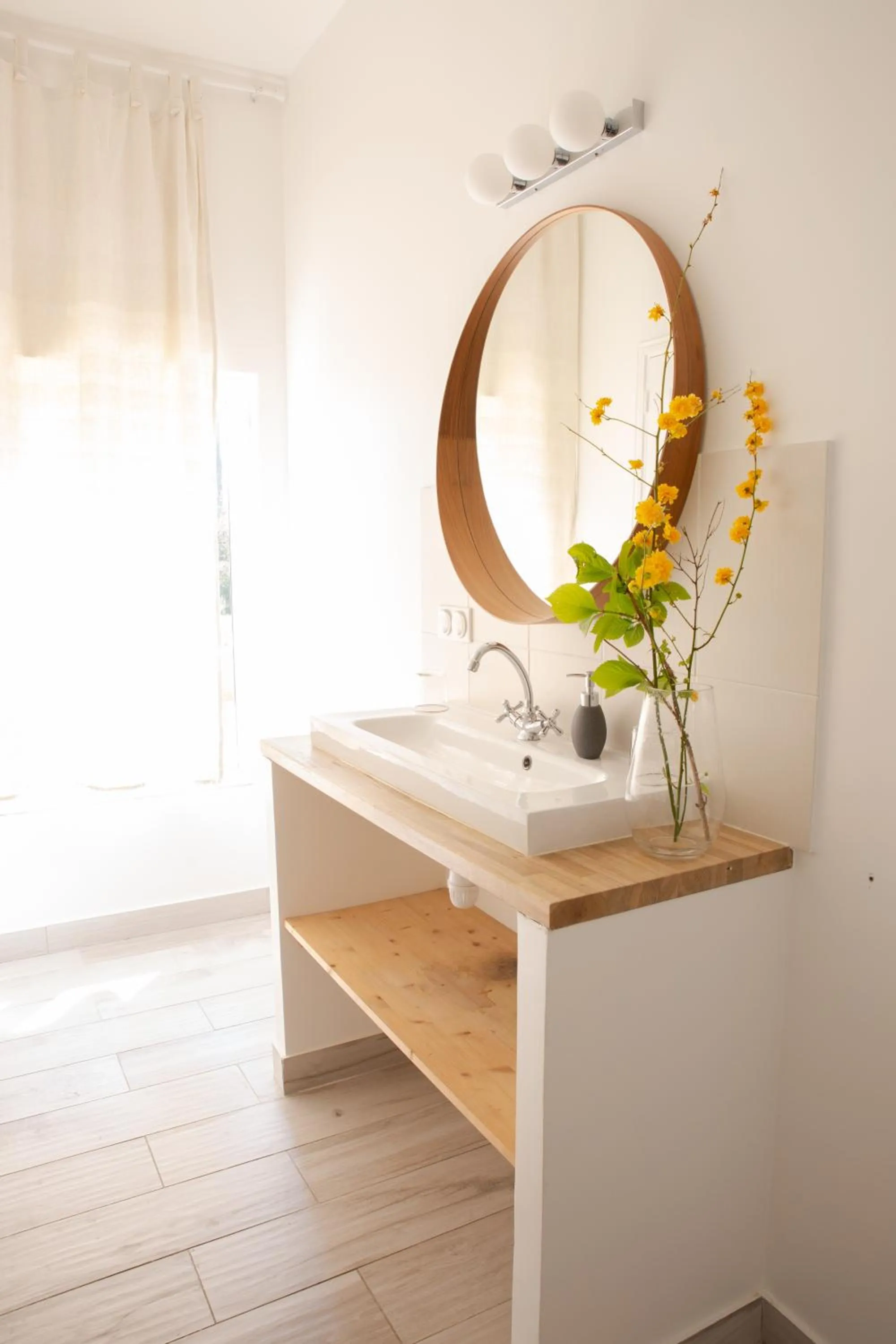 Bathroom in Les Hauts d'Etretat