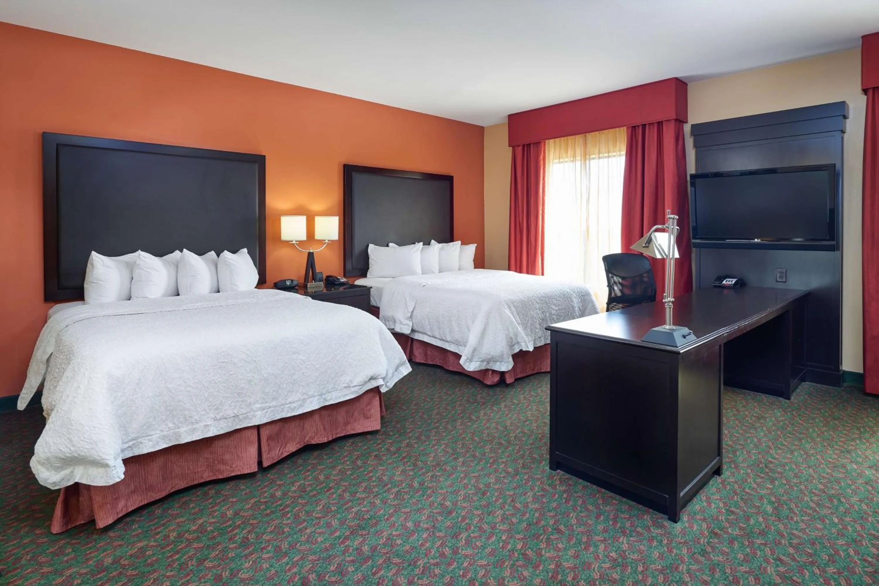 Bedroom, Bed in Hampton Inn & Suites Waco-South