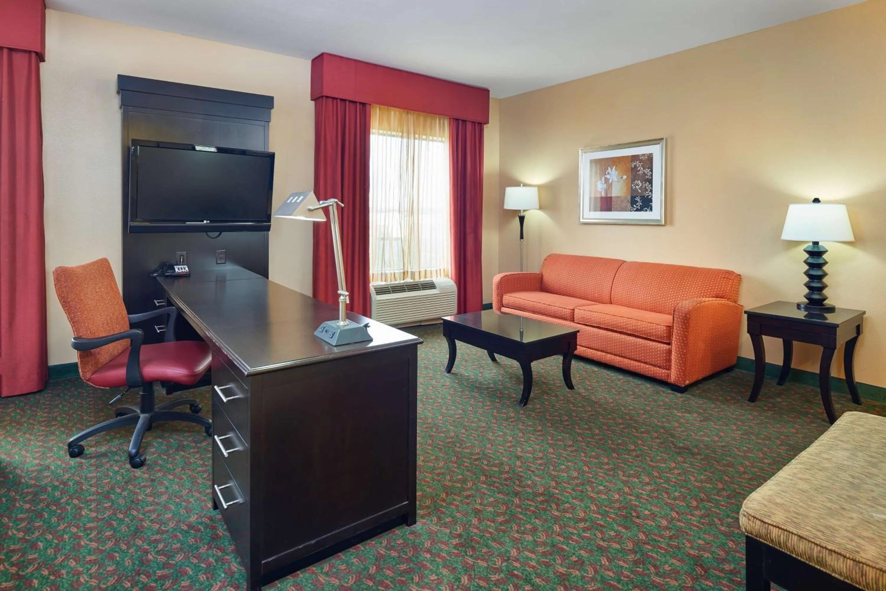 Bedroom in Hampton Inn & Suites Waco-South