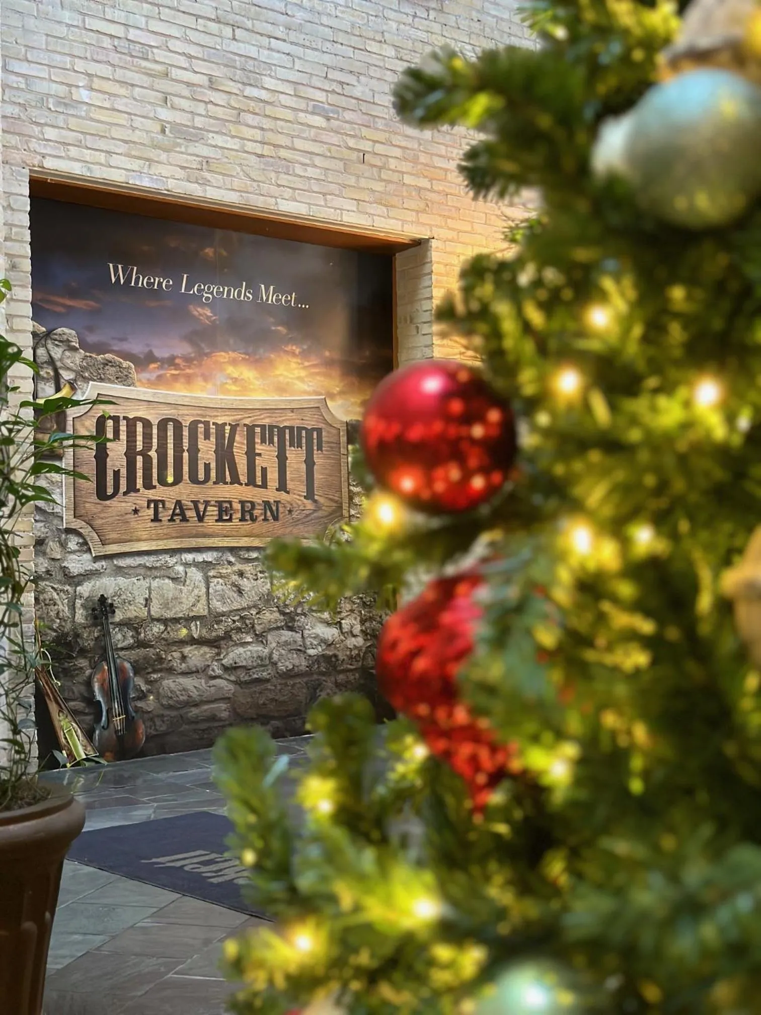 Lobby or reception in The Crockett Hotel