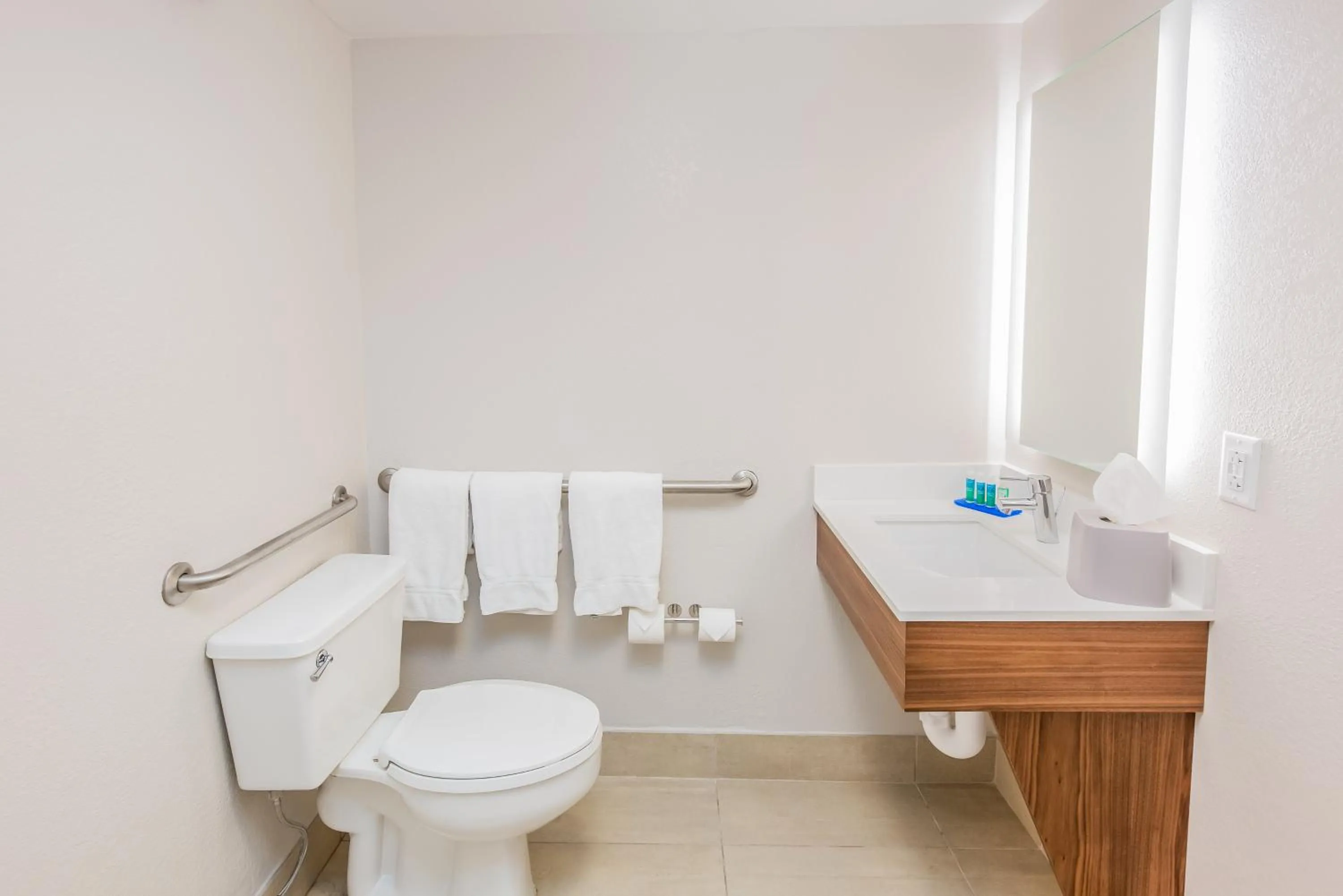 Photo of the whole room in Holiday Inn Express Orange Beach - On The Beach by IHG