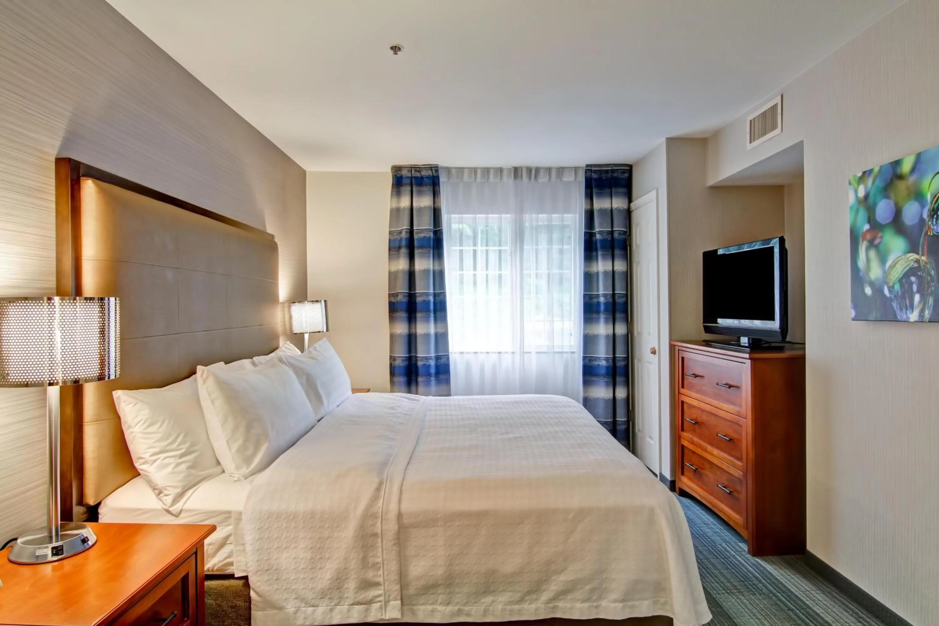 Bed in Homewood Suites by Hilton Stratford