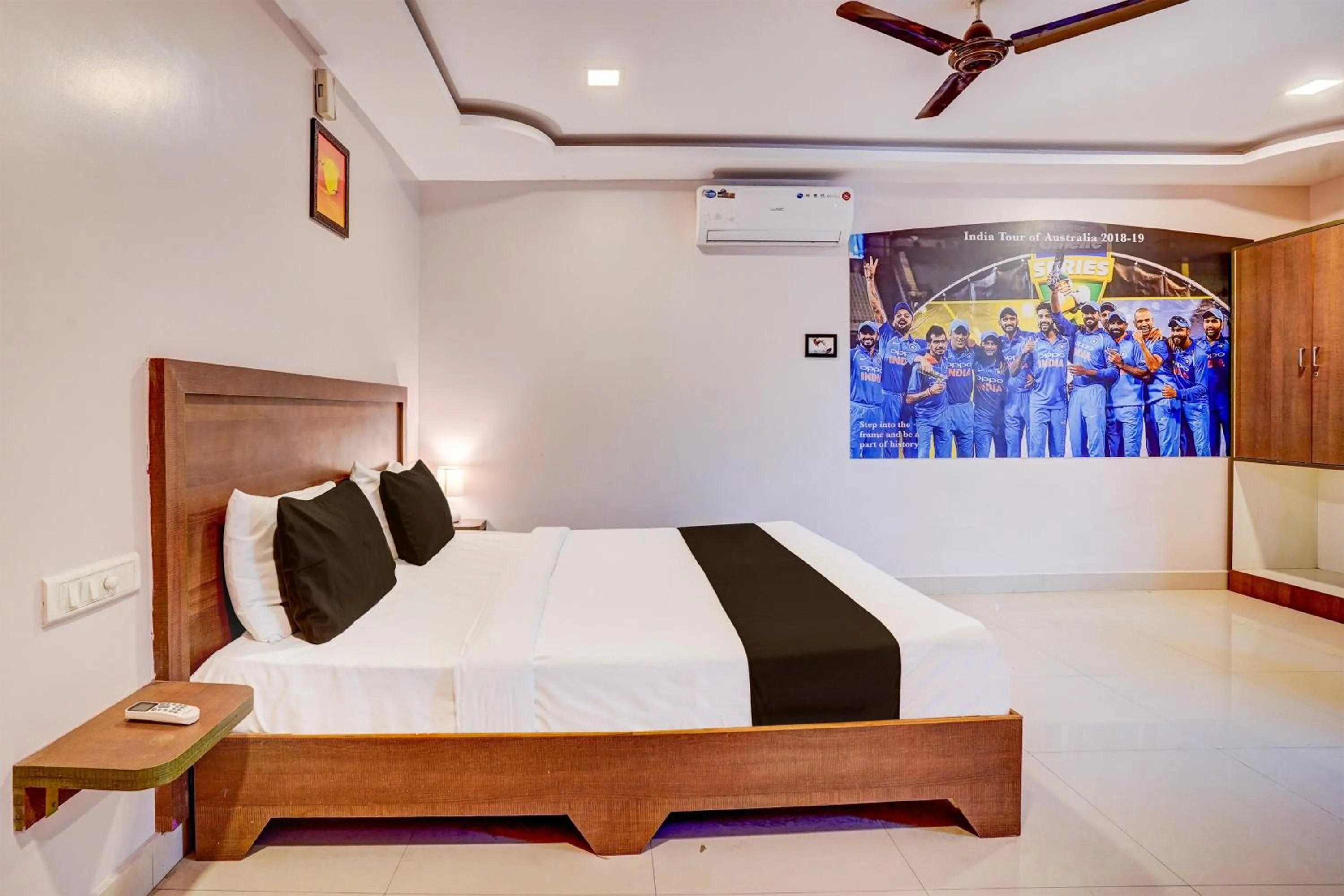 Bedroom, Bed in Super Hotel O Cricotel