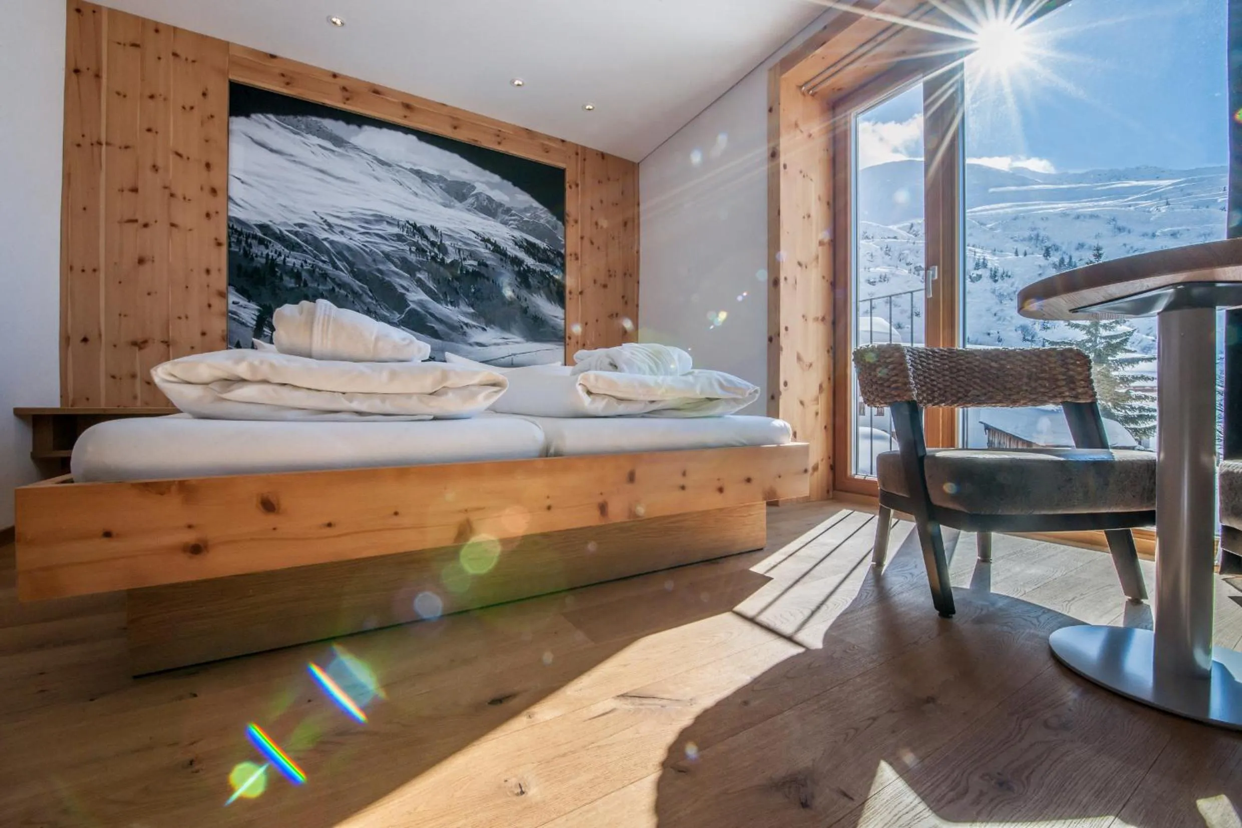 Photo of the whole room, Bed in Mondschein Hotel & Chalet