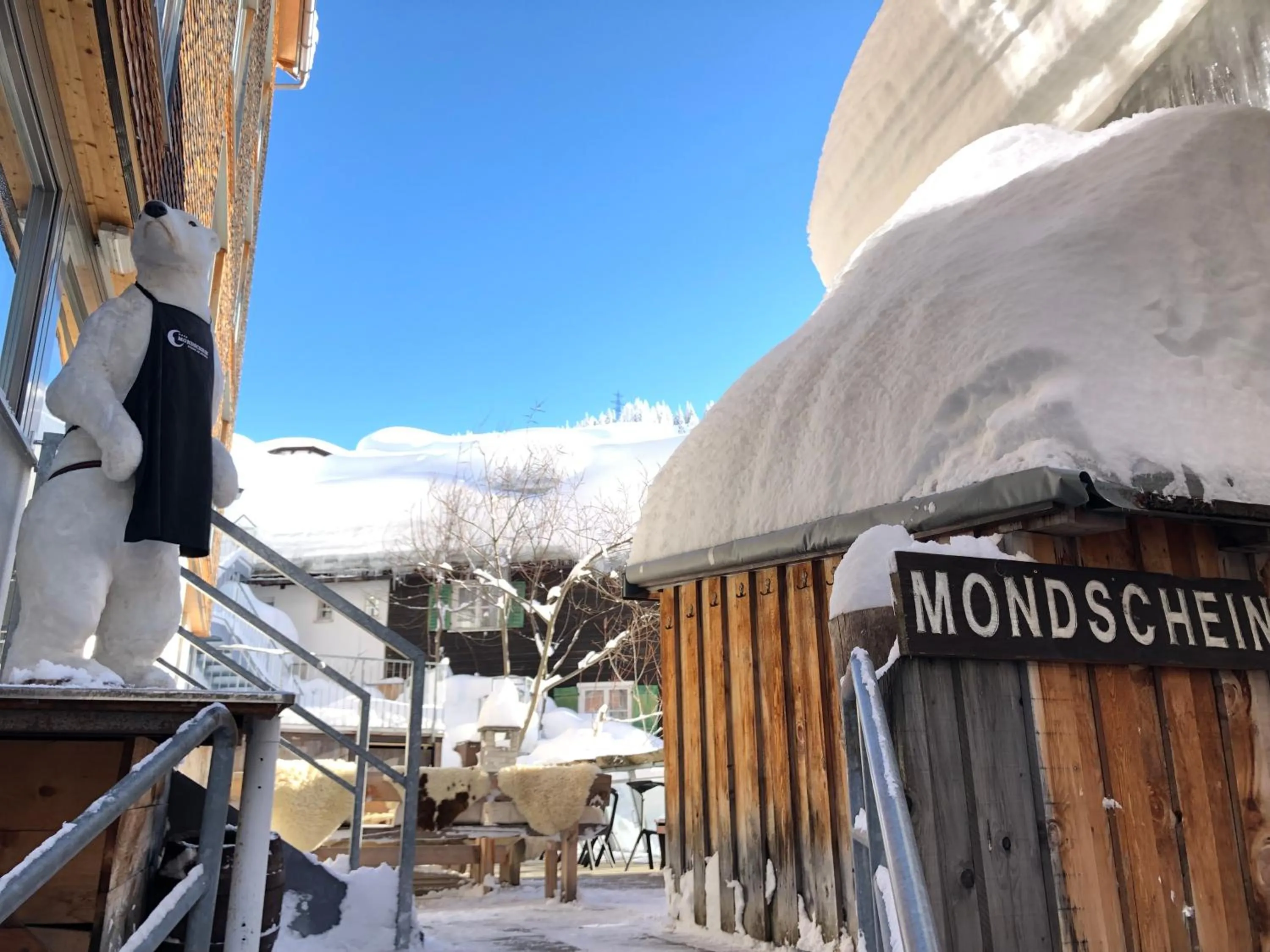Balcony/Terrace in Mondschein Hotel & Chalet