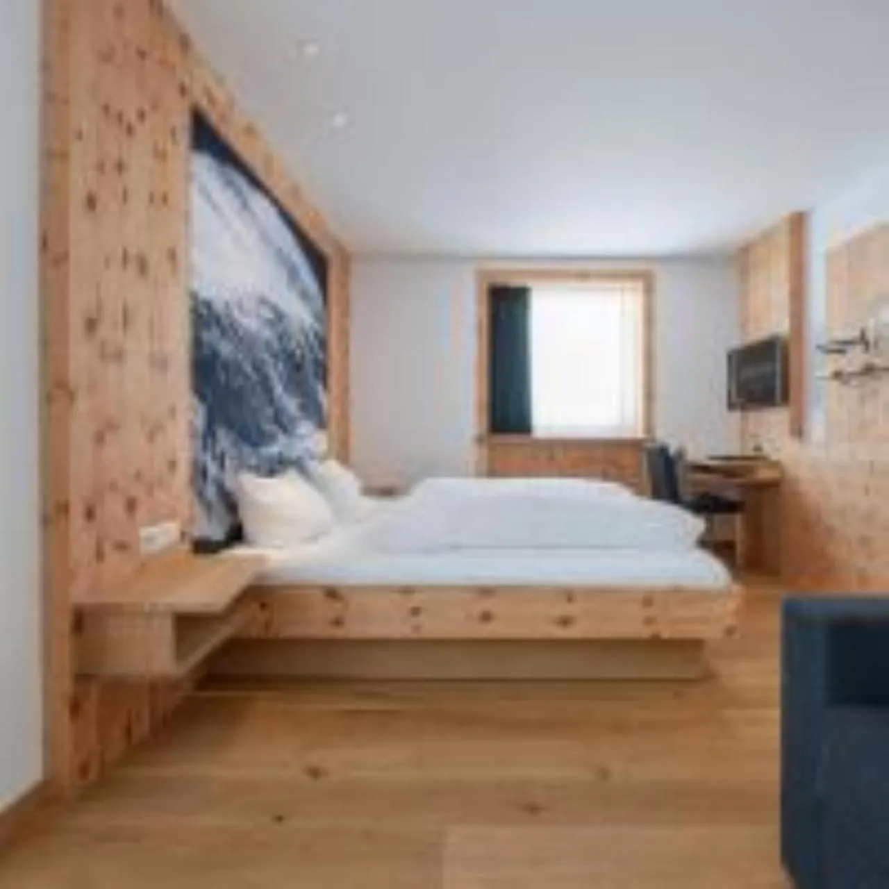 Bedroom, Bed in Mondschein Hotel & Chalet