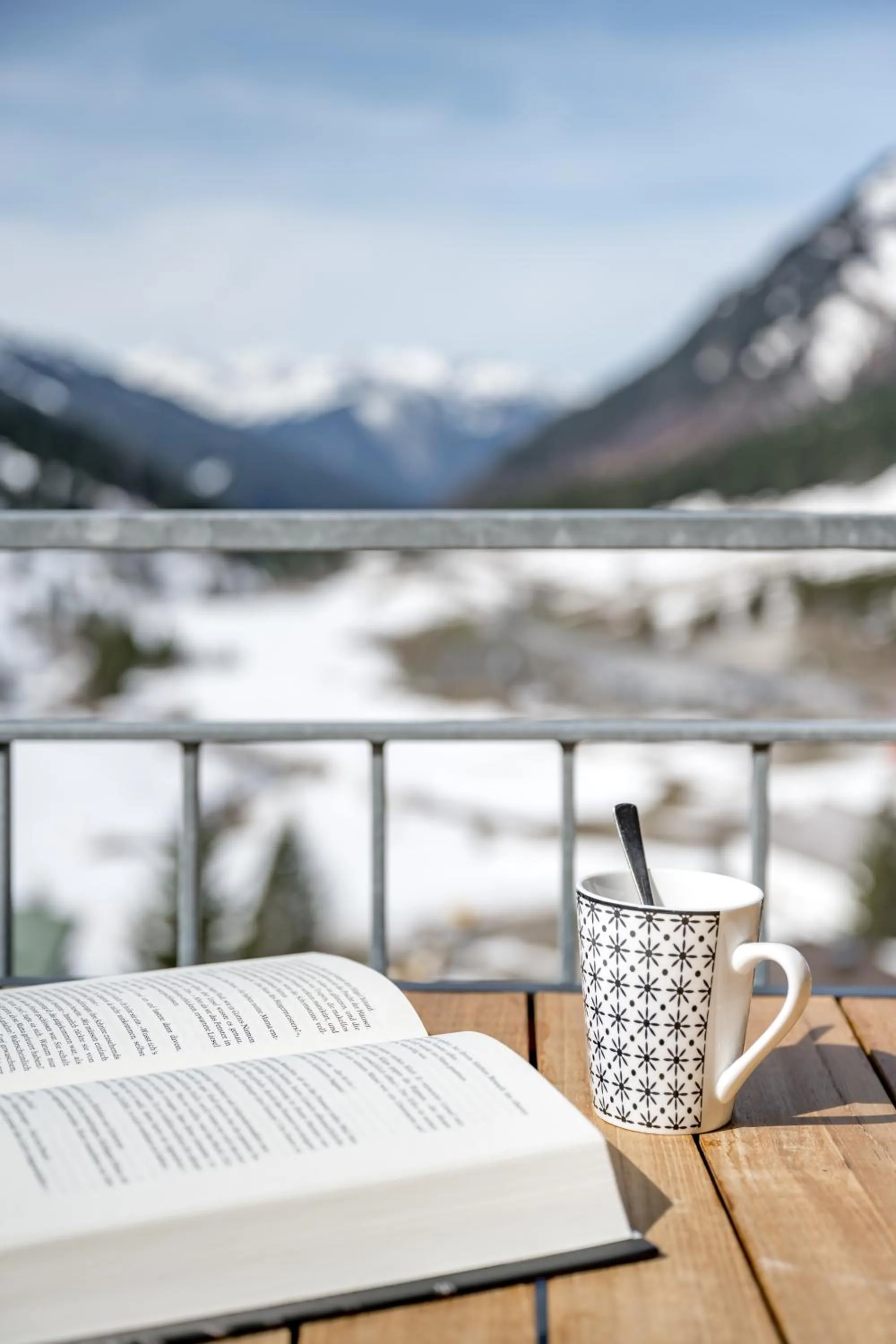 Balcony/Terrace in Mondschein Hotel & Chalet