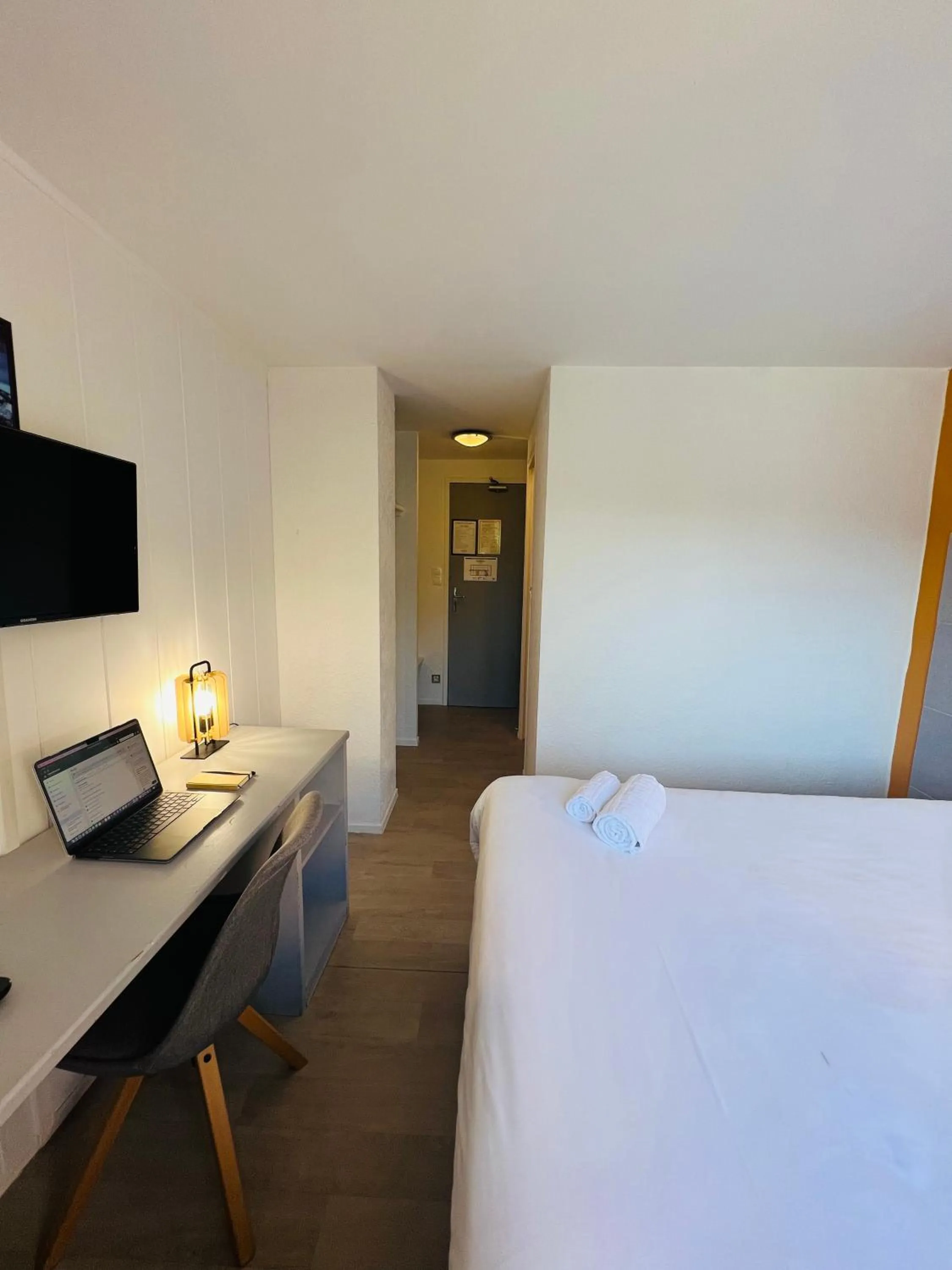 Bed in Hôtel Le Forestia