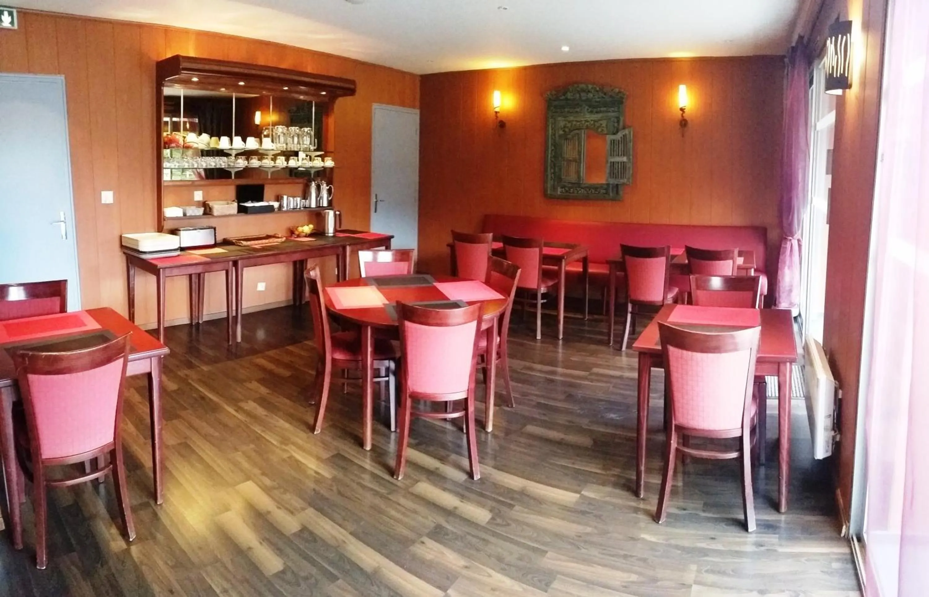 Breakfast in Hôtel Le Forestia