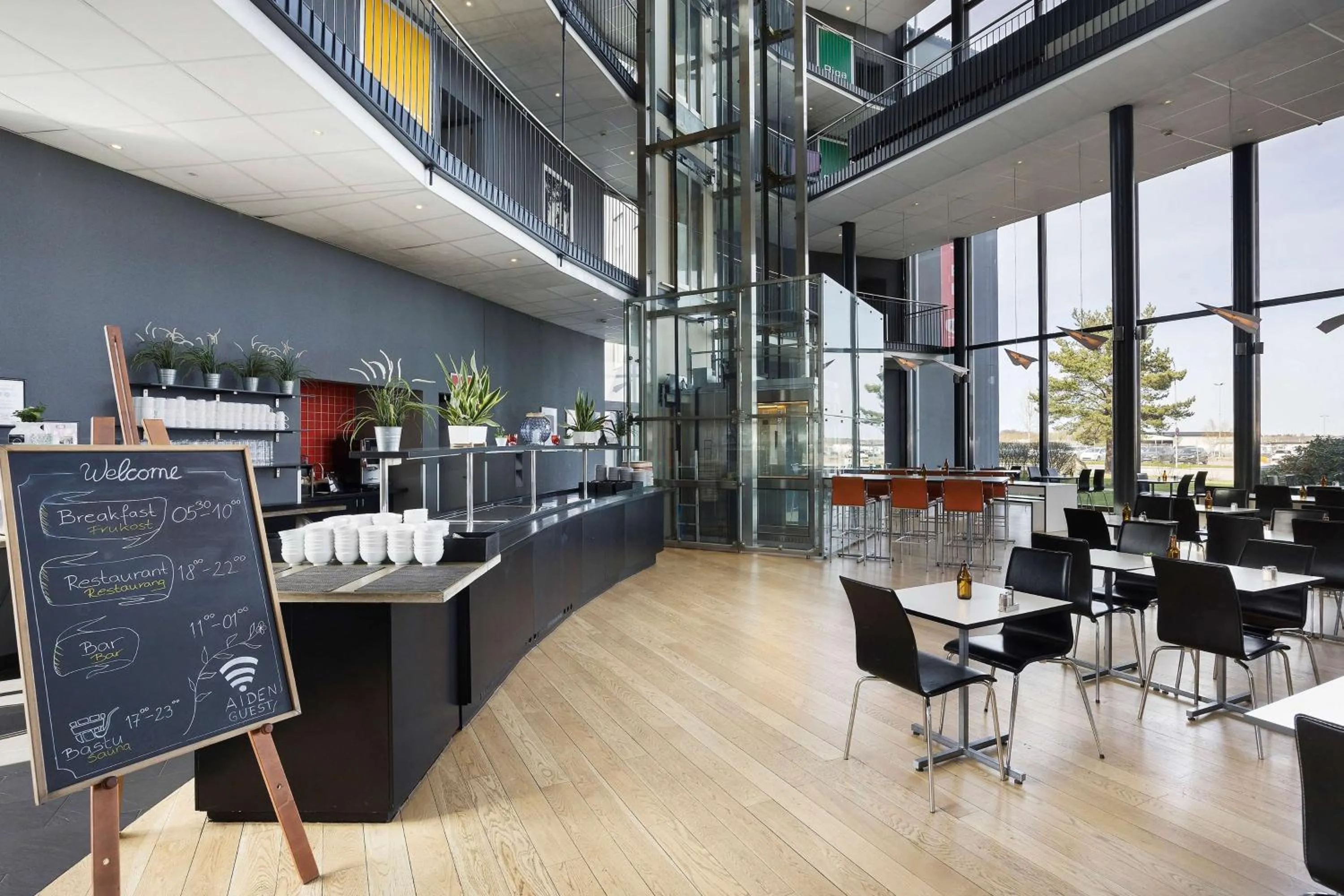 Restaurant/places to eat in Aiden by Best Western Skavsta Airport