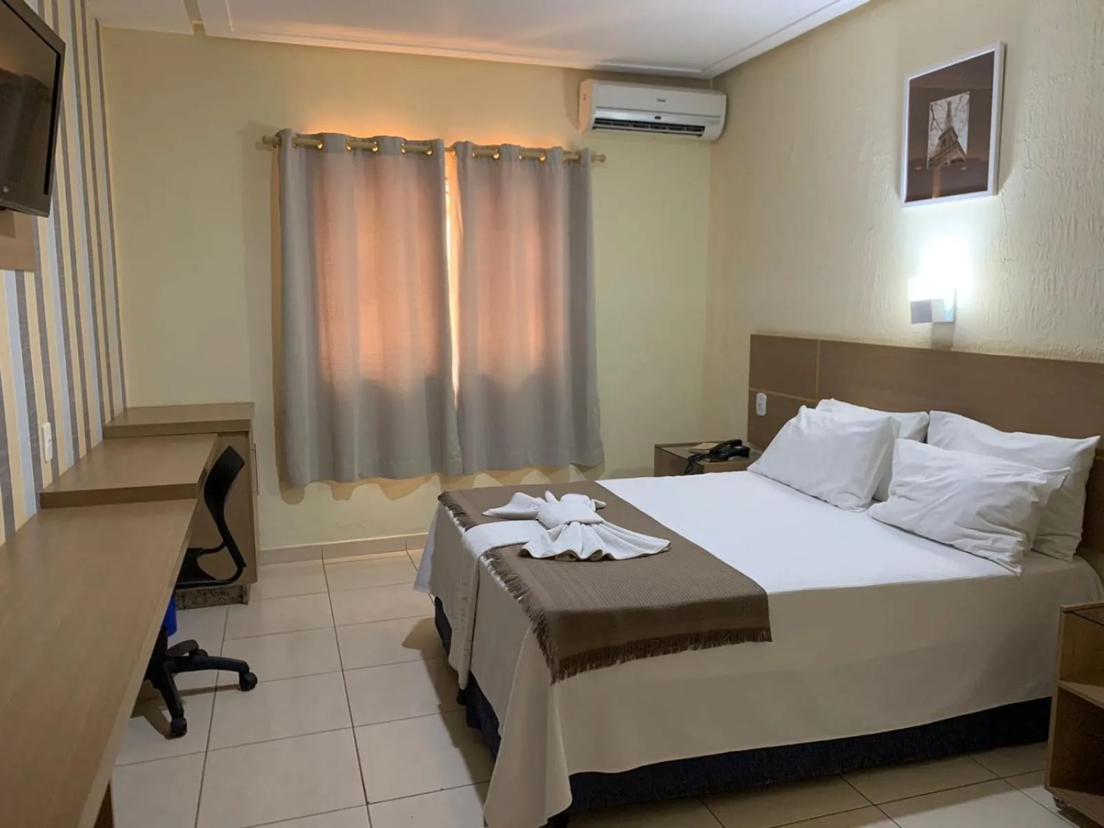 Bed in Fiesta Bahiana Club Hotel