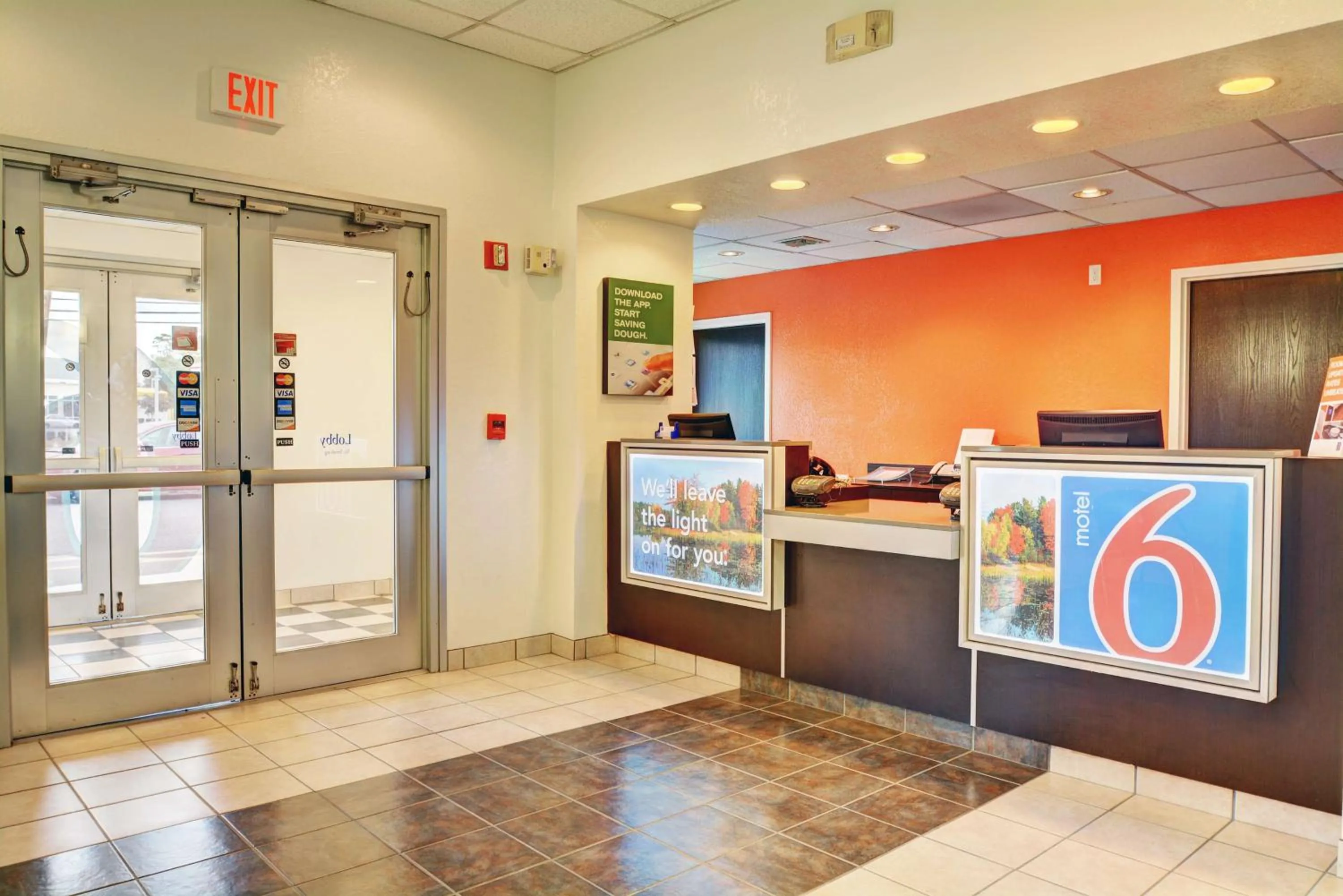 Facade/entrance in Motel 6-Seekonk, MA - Providence East