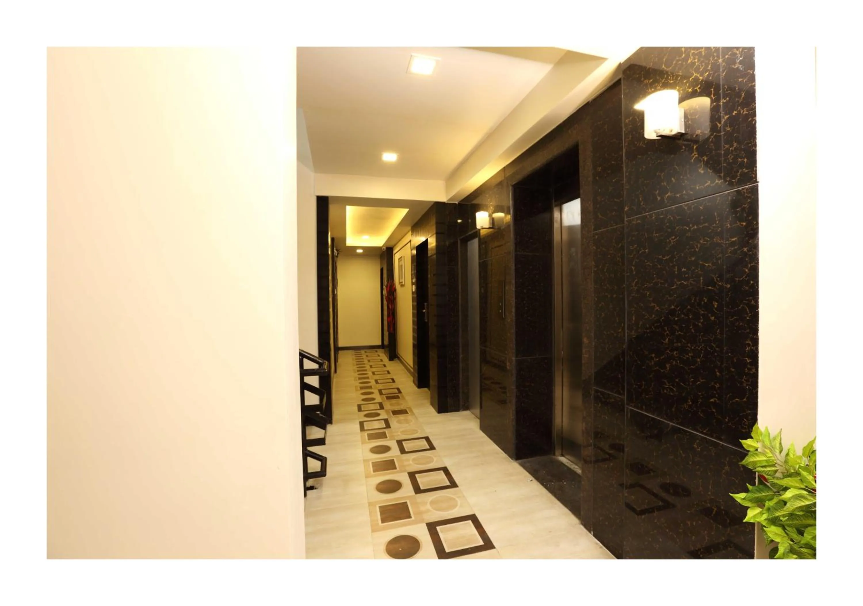 Property building in Hotel Kochi Caprice