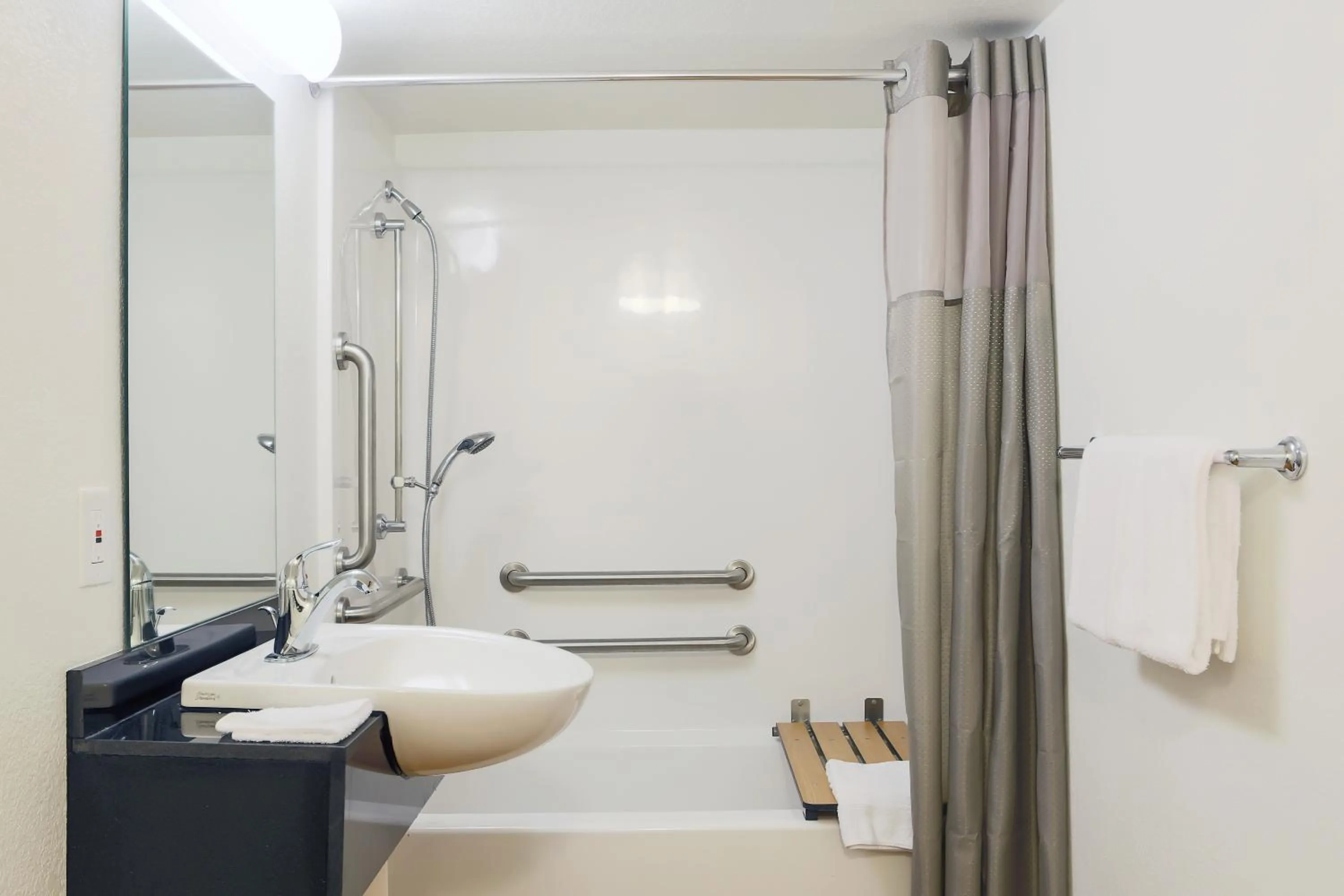 Bathroom in Motel 6-Cutler Bay, FL