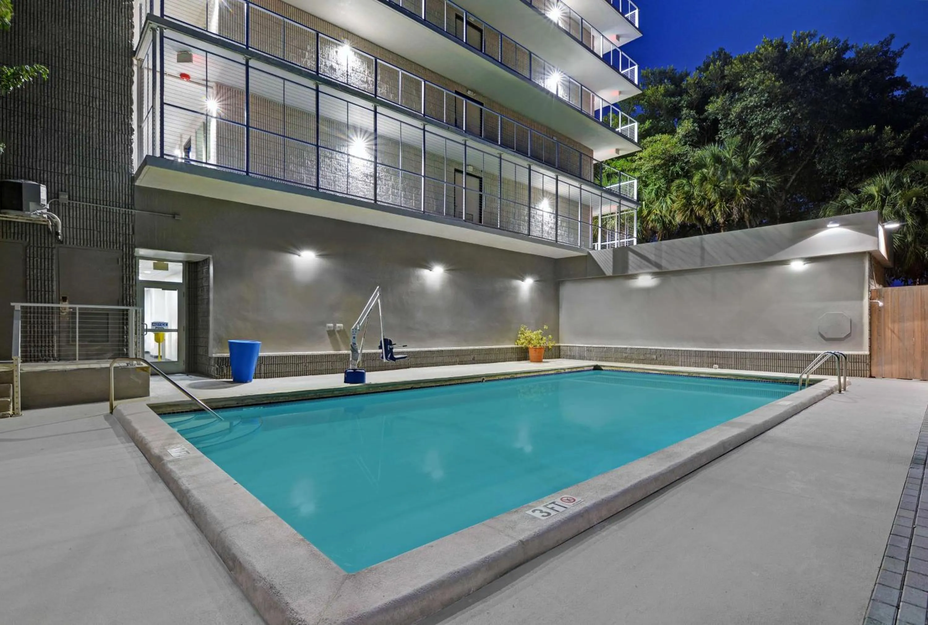 On site in Motel 6-Cutler Bay, FL