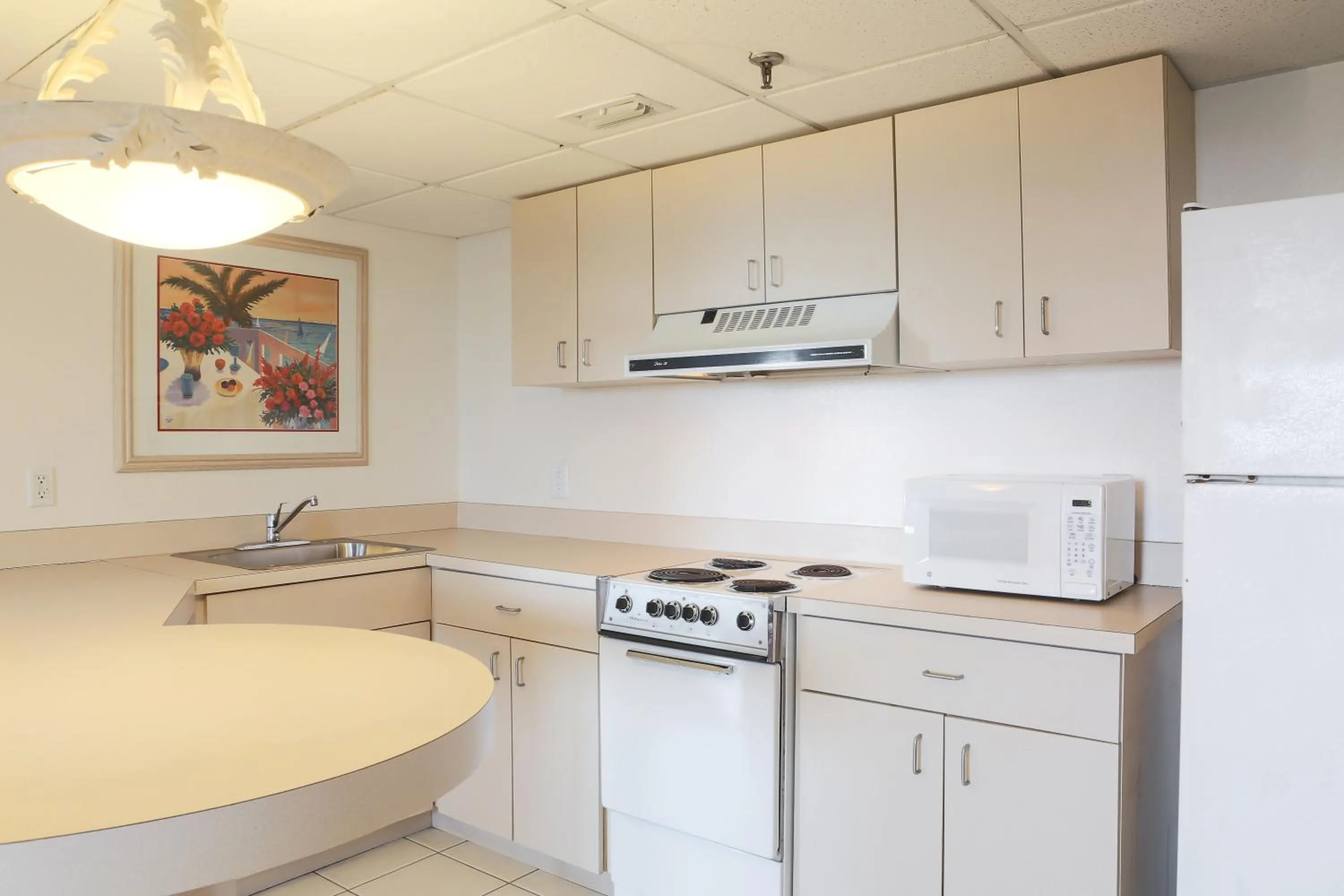 Kitchen or kitchenette in Motel 6-Cutler Bay, FL