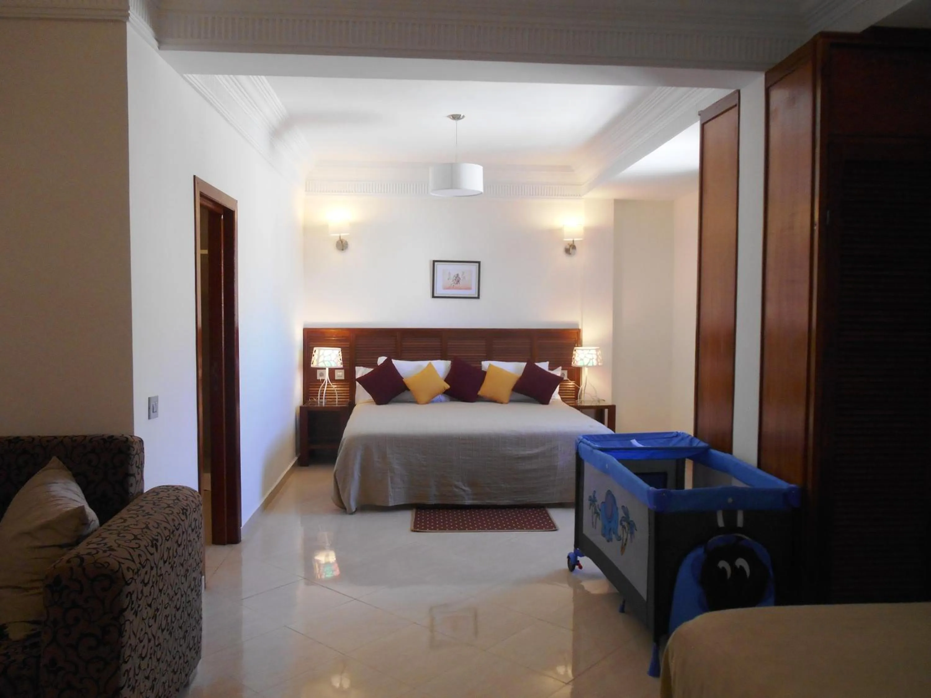 Shower, Bed in Boutique Hôtel Albaraka