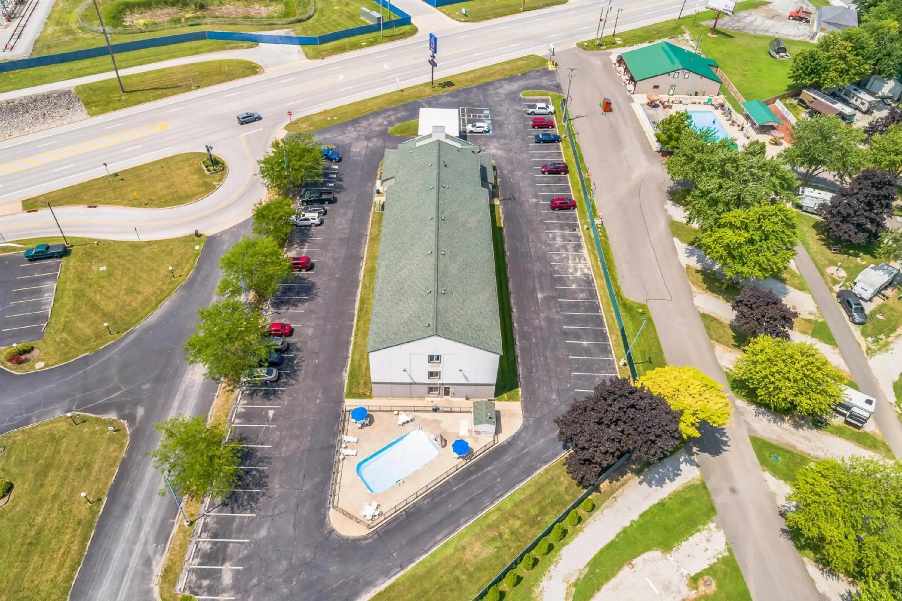 Property building in Motel 6-Milan, OH - Sandusky