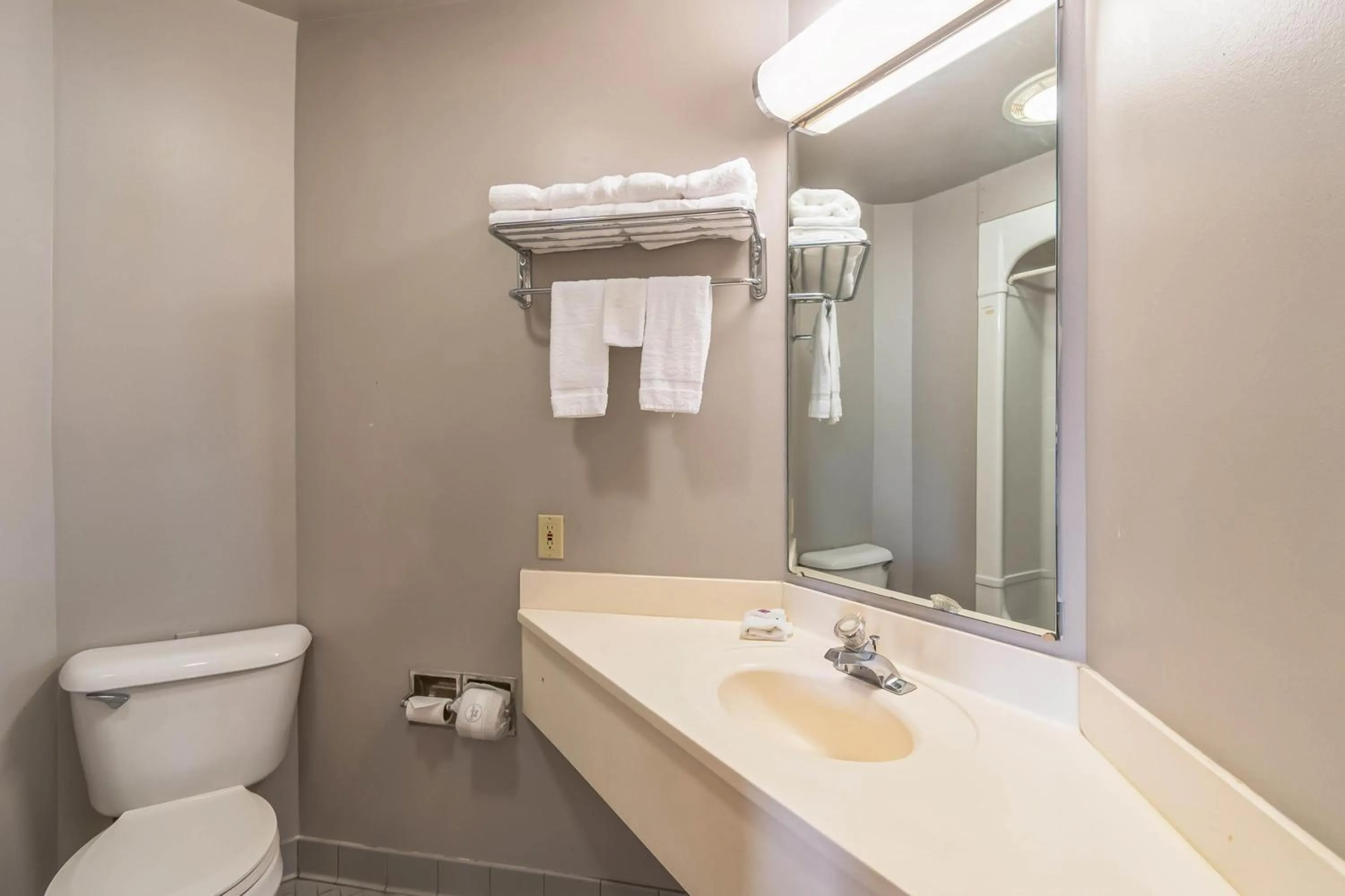 Bathroom in Motel 6-Milan, OH - Sandusky