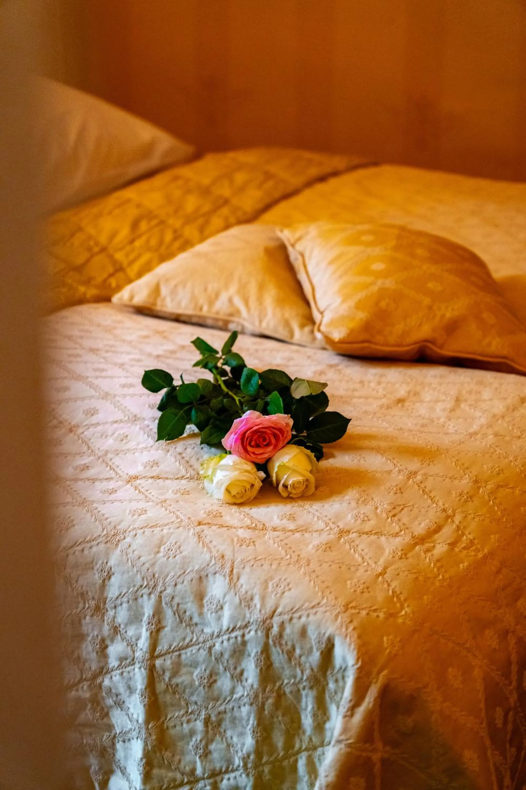 Bed in Schloss Auel Boutique Hotel & Design Golf Lodge