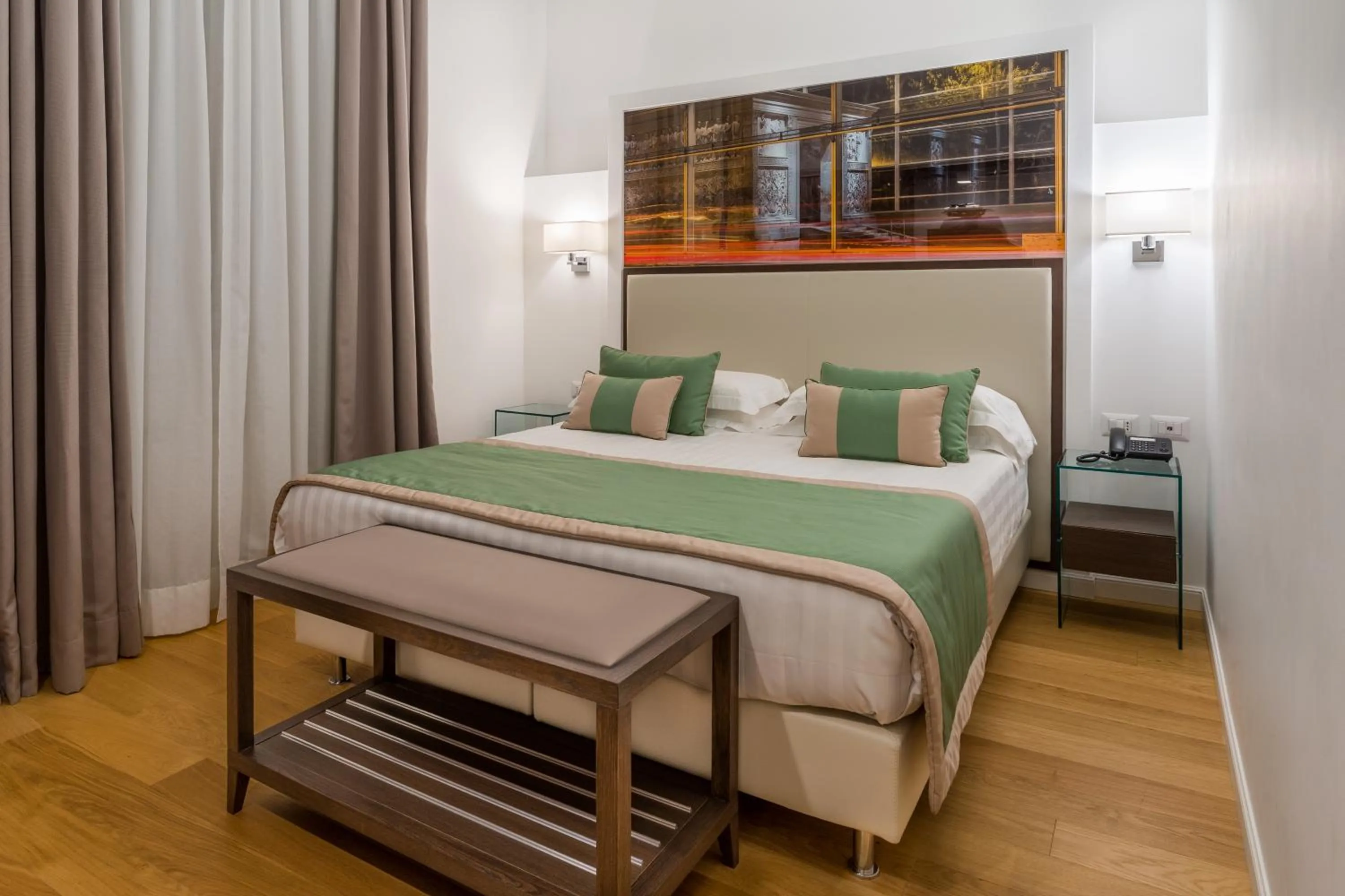 Photo of the whole room, Bed in Les Diamants