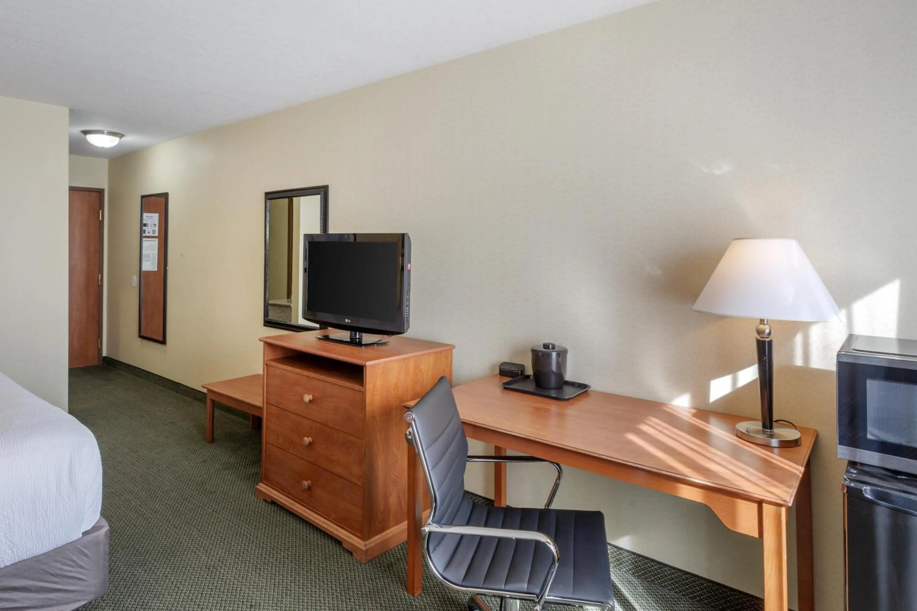 Bedroom in SureStay Plus Hotel by Best Western Price