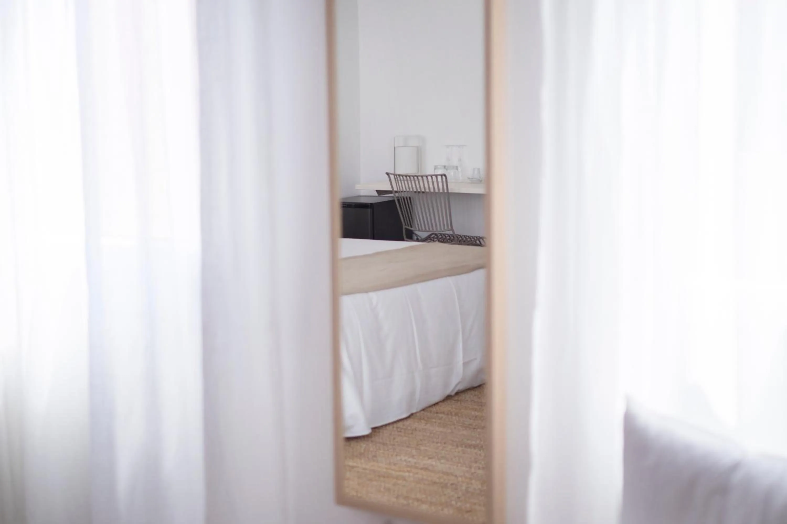 Decorative detail, Bed in Hotel Ca S'Arader Turismo de Interior