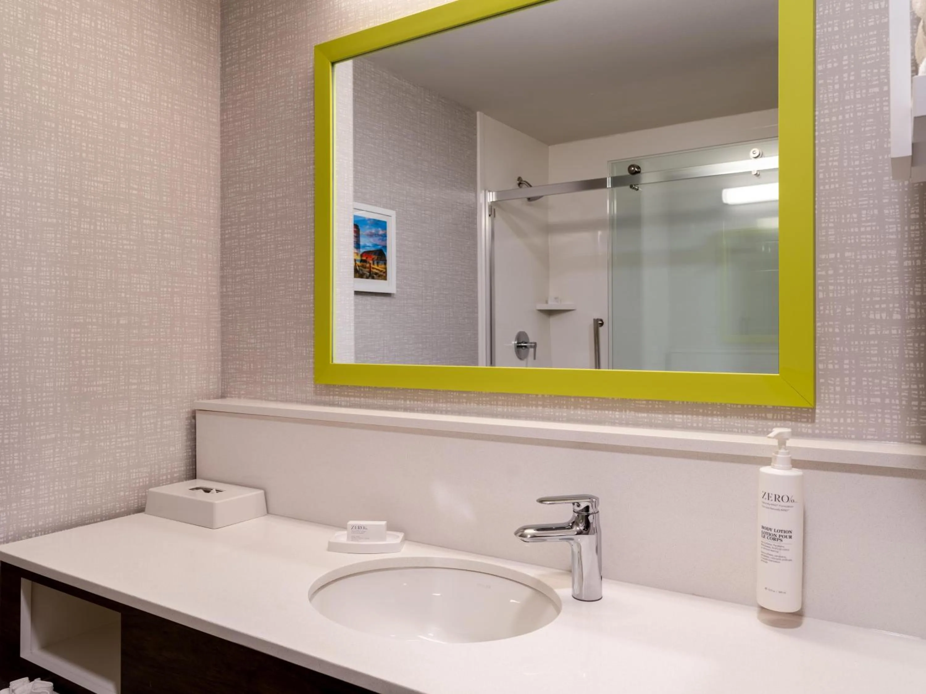 Bathroom in Hampton Inn & Suites Boise-Meridian