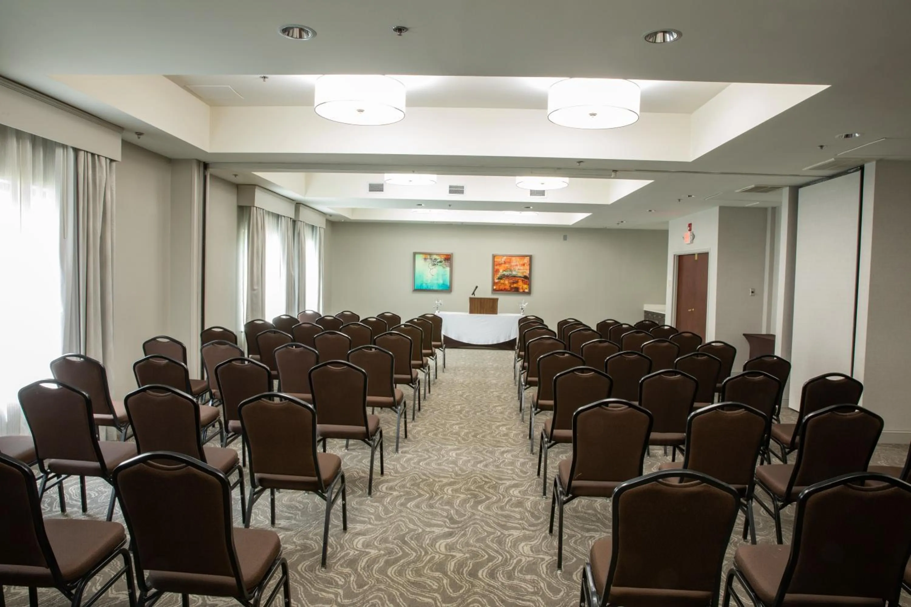 Meeting/conference room in Holiday Inn & Suites Raleigh Cary by IHG