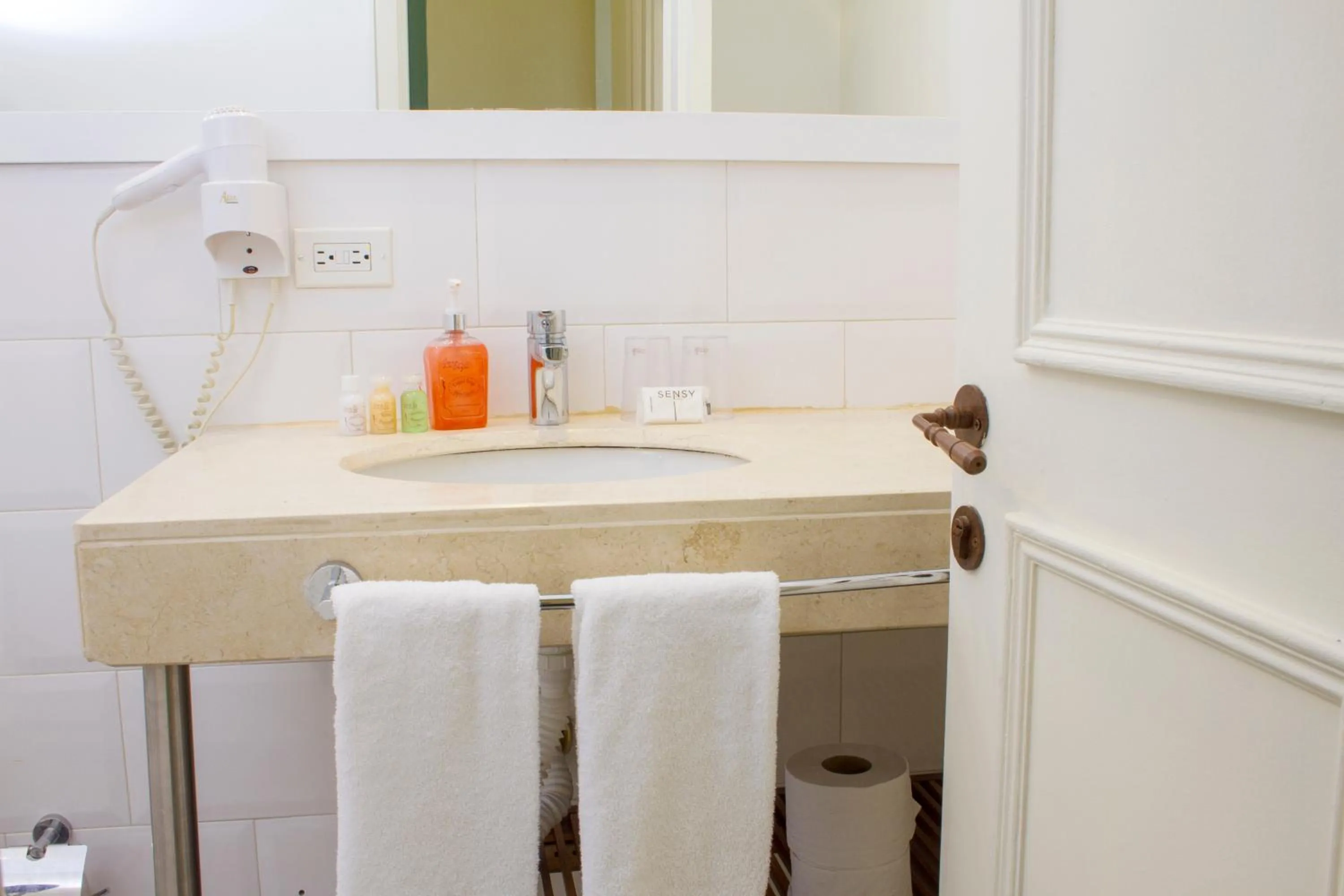 Bathroom in Hotel Casa de la Vega
