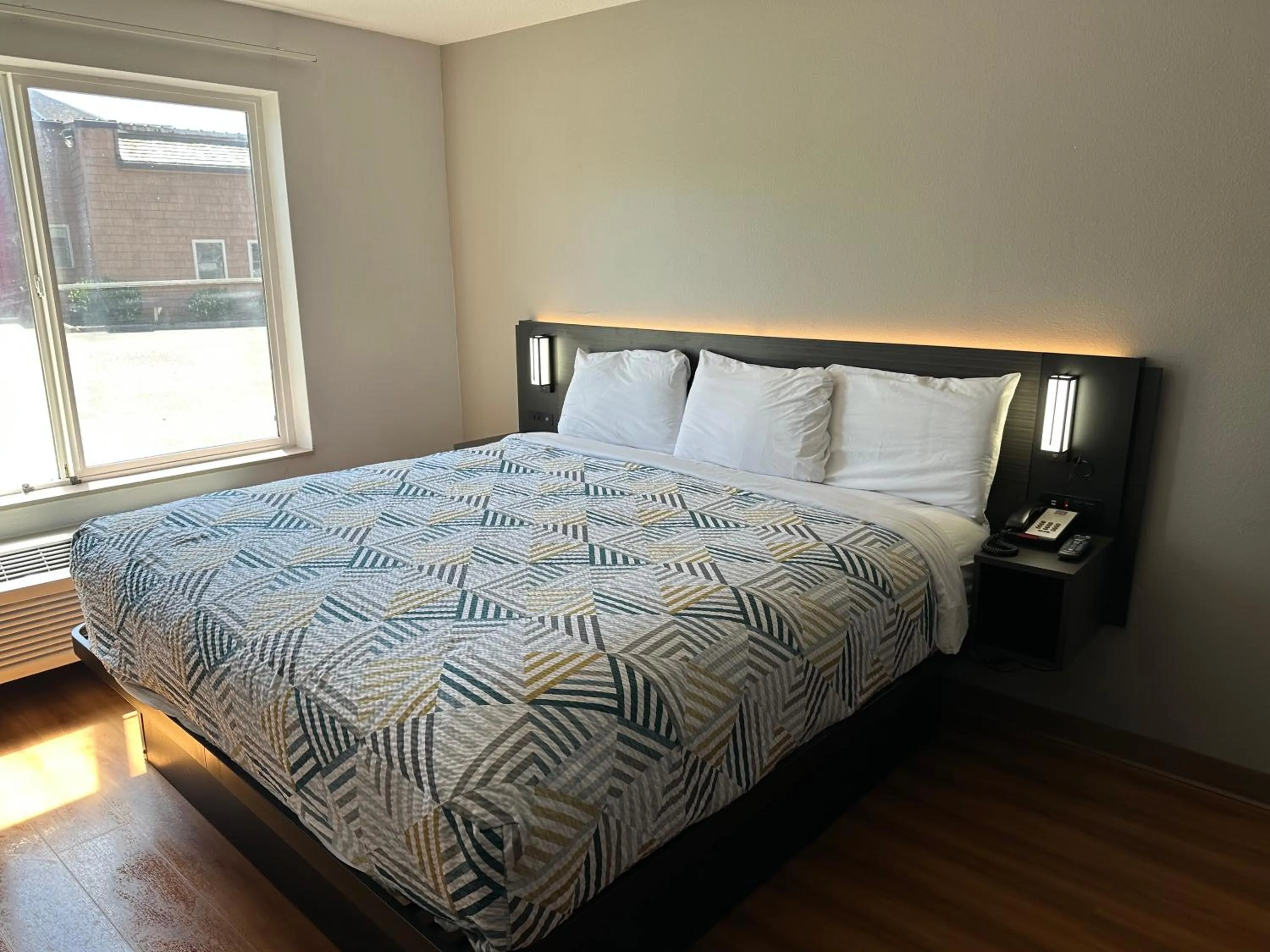 Bed in Motel 6-Seaside, OR